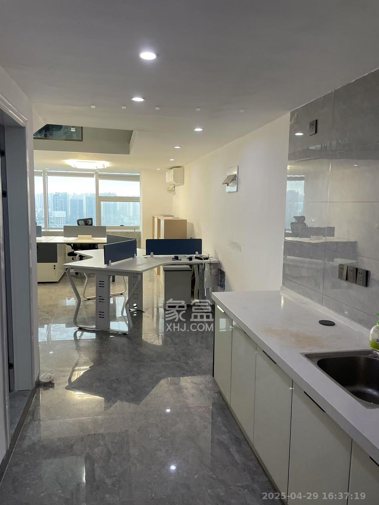 奥克斯滨仕花园(奥克斯洋湖广场/奥克斯中心)  2室2厅1卫    3500.0元/月 奥克斯滨仕花园(奥克斯洋湖广场/奥克斯中心)  2室2厅1卫    3500.0元/月室内图