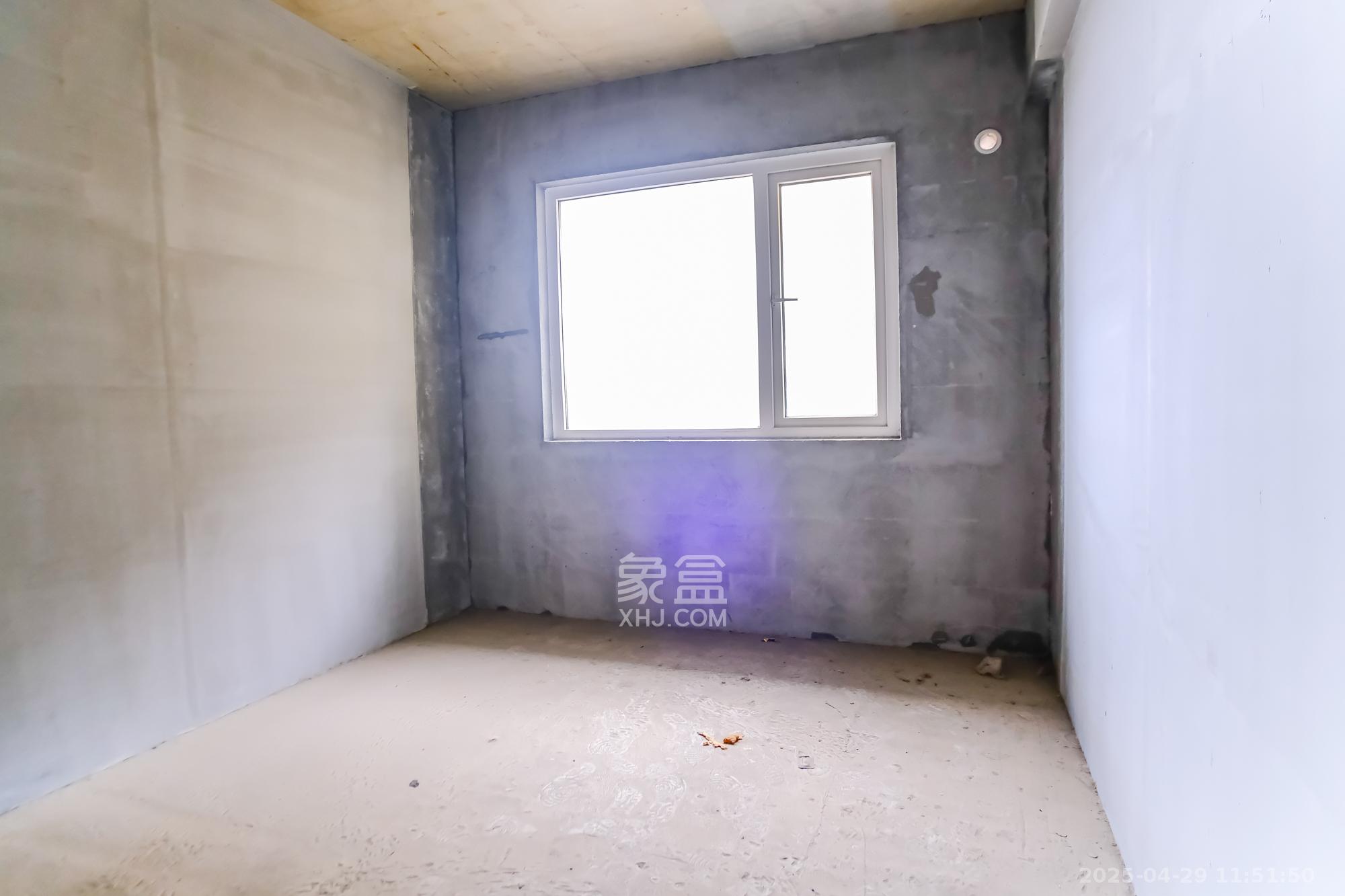 保利香槟国际 4室2厅1卫 91.0万 保利香槟国际 4室2厅1卫 91.0万卧室