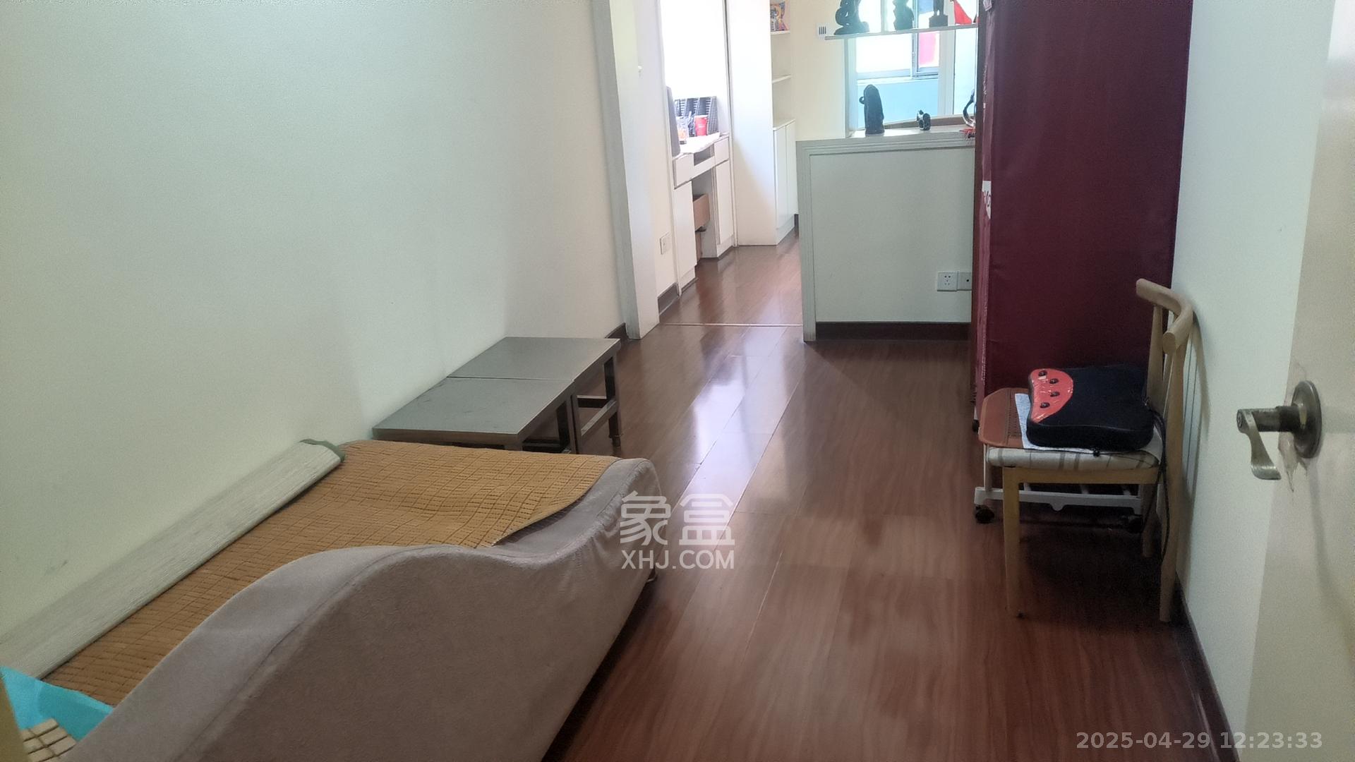 湖南省总工会 3室2厅2卫 2800.0元/月 湖南省总工会 3室2厅2卫 2800.0元/月室内图