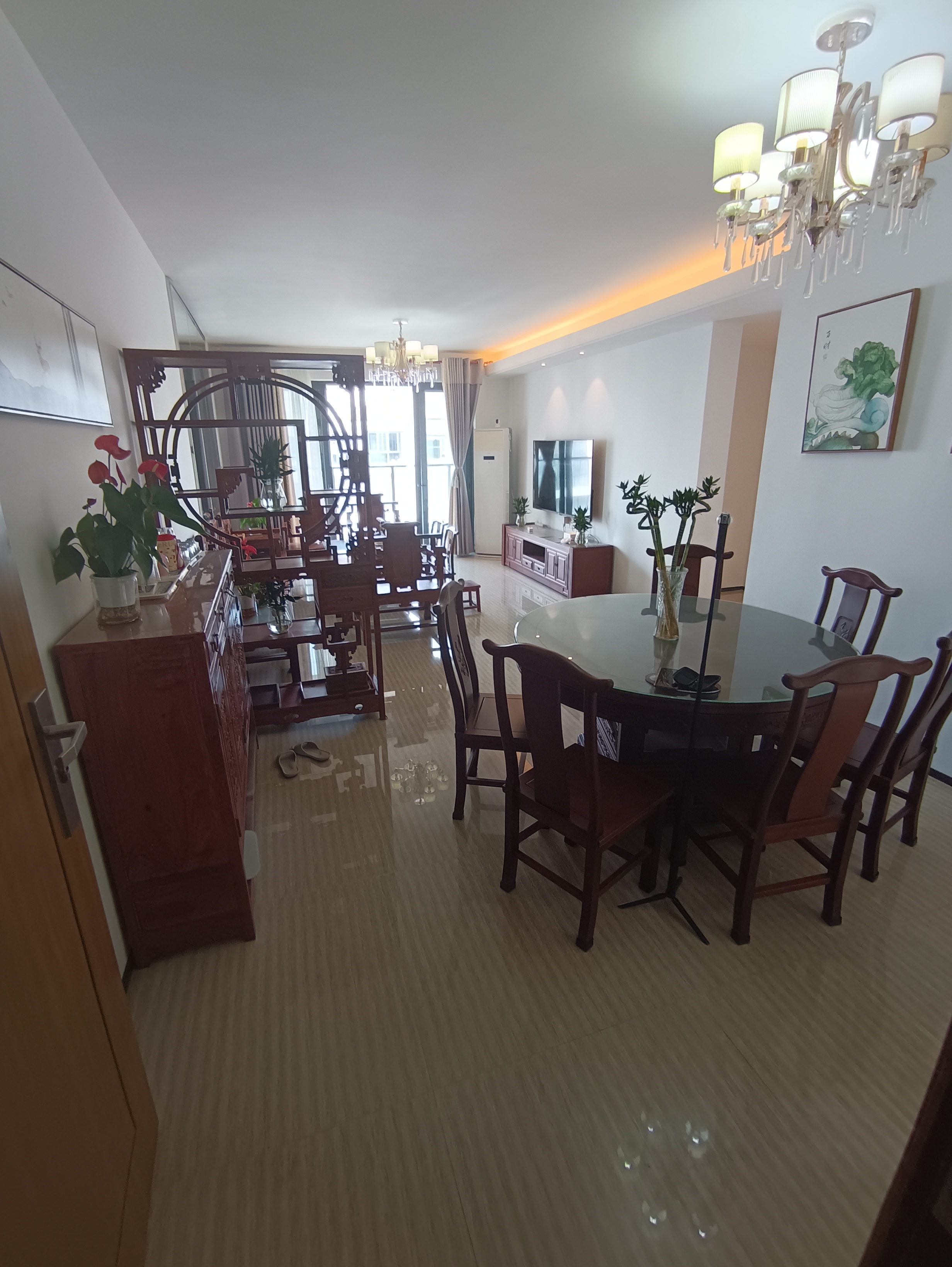 恒大美丽沙天澜湾 3室2厅2卫 253.00万 恒大美丽沙天澜湾 3室2厅2卫 253.00万客厅