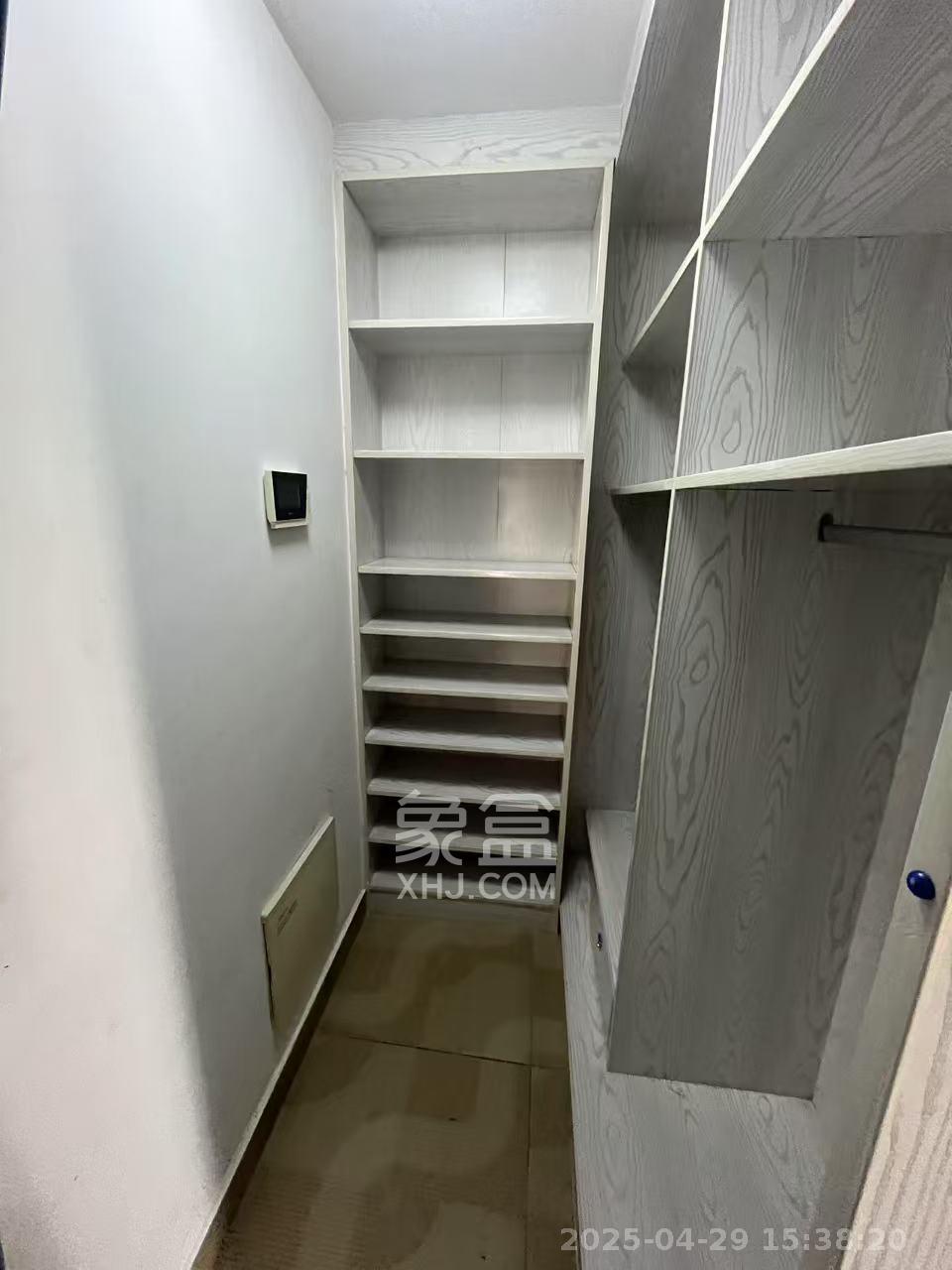 康桥长郡  1室1厅1卫   1400.00元/月室内图