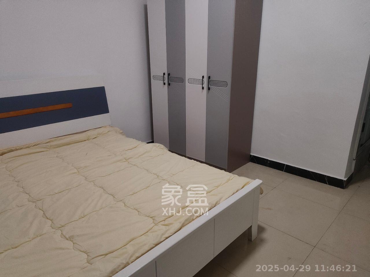 网船班小区  1室1厅1卫    1000.0元/月室内图