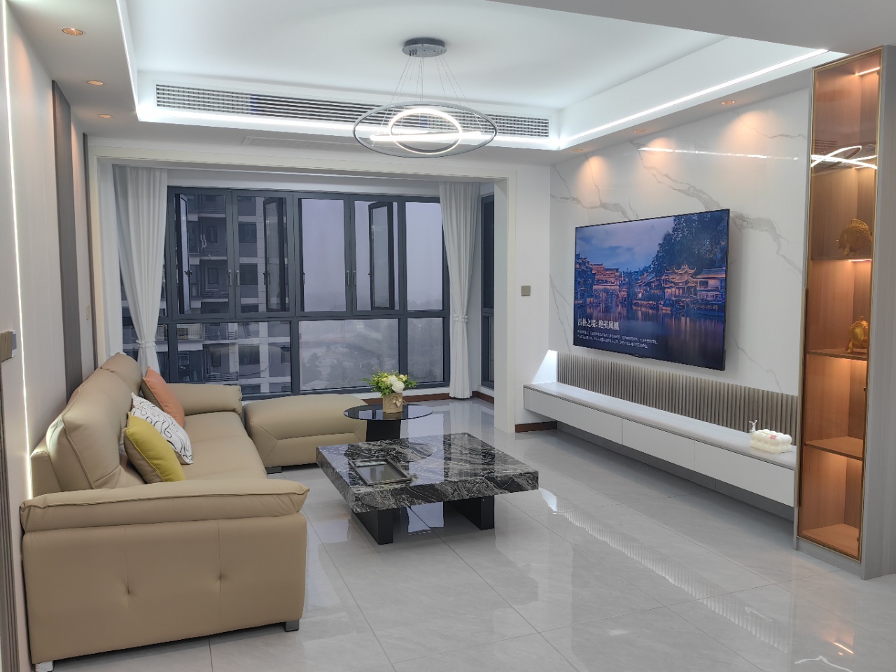 保利时光印象 4室2厅2卫 2380.0元/月 保利时光印象 4室2厅2卫 2380.0元/月室内图