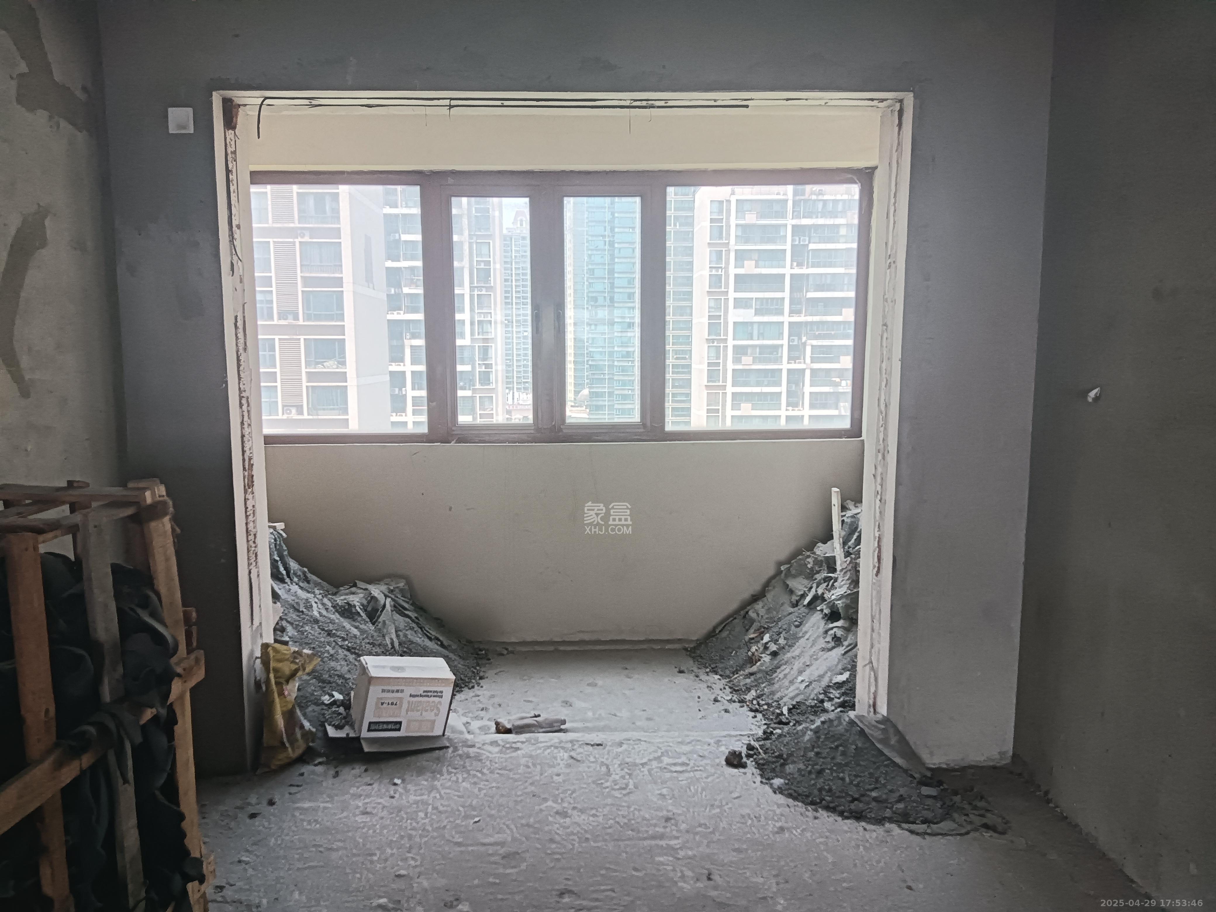 归心苑 5室2厅3卫 5500.0元/月 归心苑 5室2厅3卫 5500.0元/月室内图