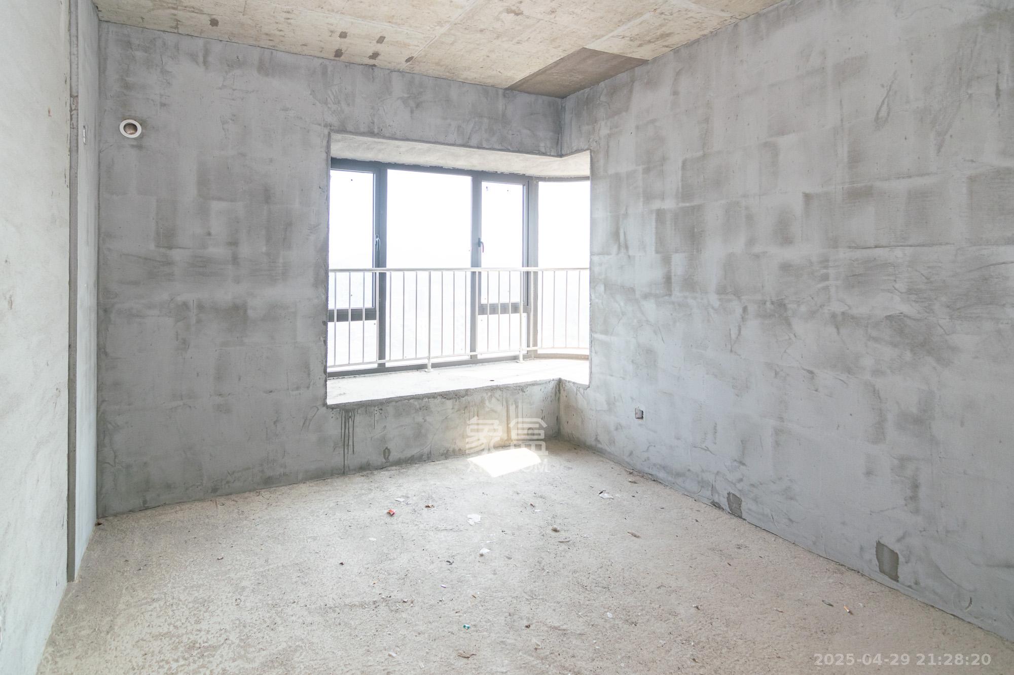 润和山水郡 3室2厅1卫 61.8万 润和山水郡 3室2厅1卫 61.8万卧室