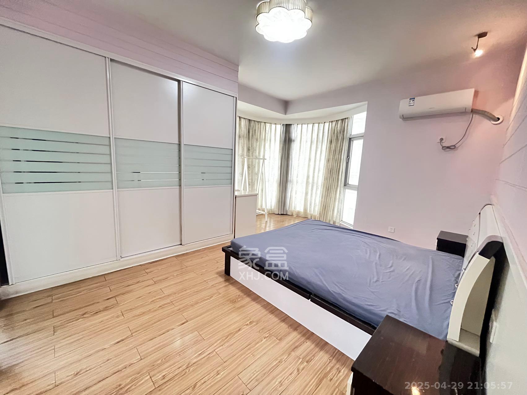 顺天黄金海岸 3室2厅2卫 3200.0元/月 顺天黄金海岸 3室2厅2卫 3200.0元/月室内图