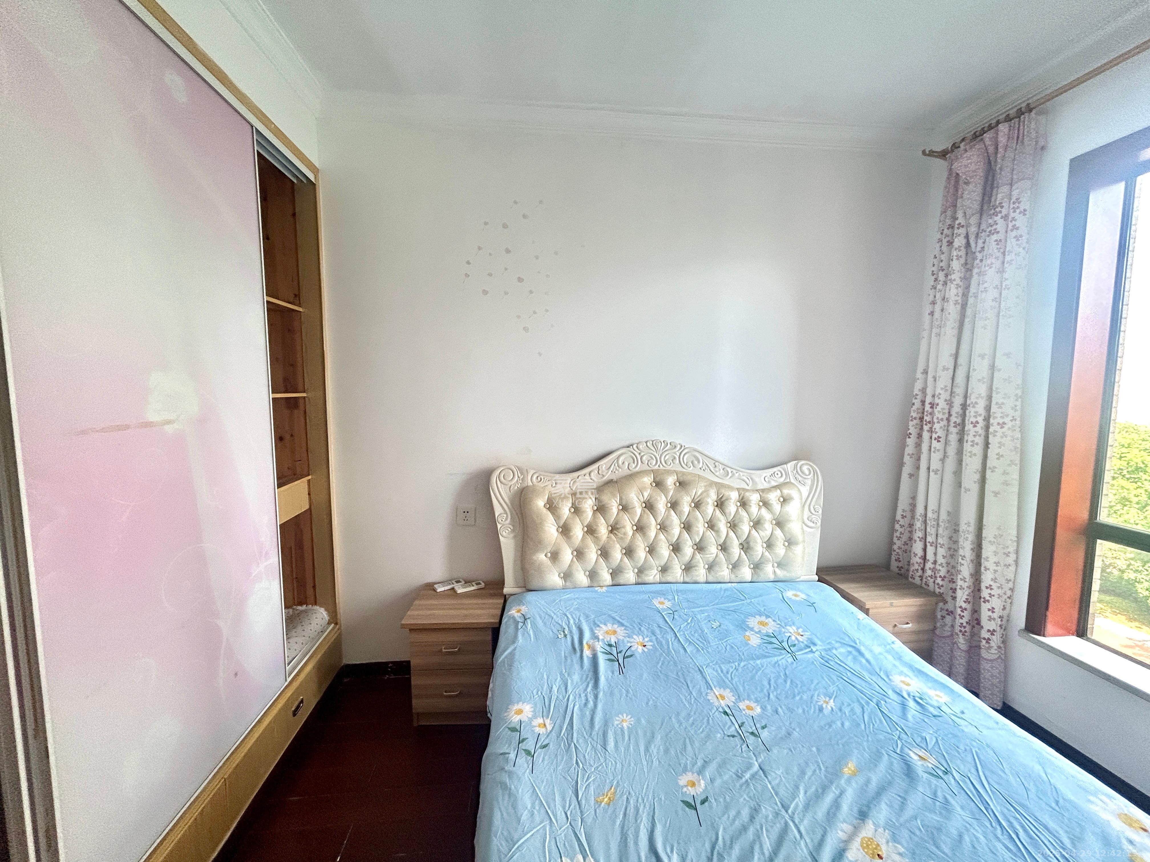 江河双水湾 1室2厅2卫 2800.0元/月 江河双水湾 1室2厅2卫 2800.0元/月室内图