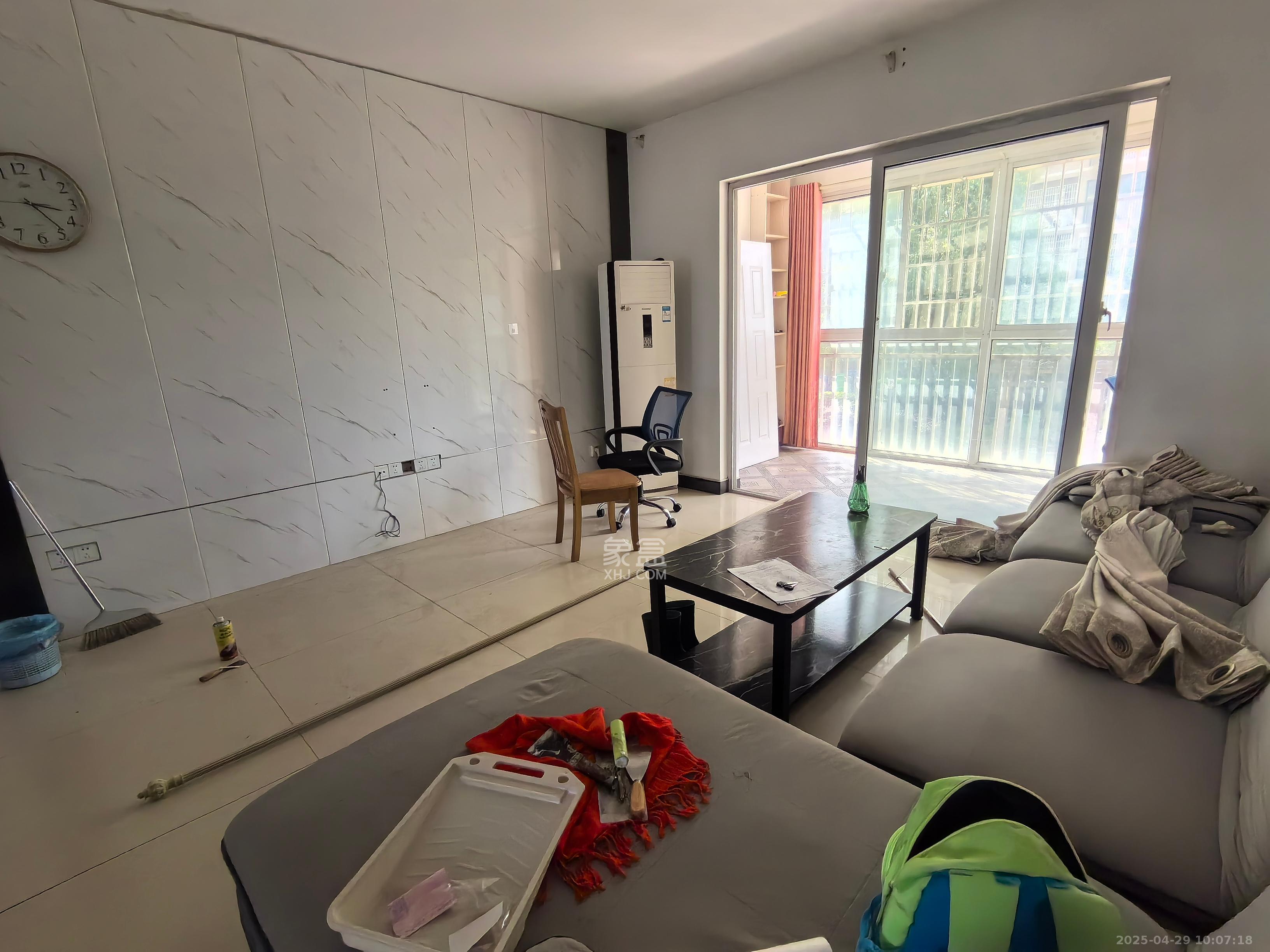 南郡雅园 3室2厅2卫 1600.0元/月 南郡雅园 3室2厅2卫 1600.0元/月室内图