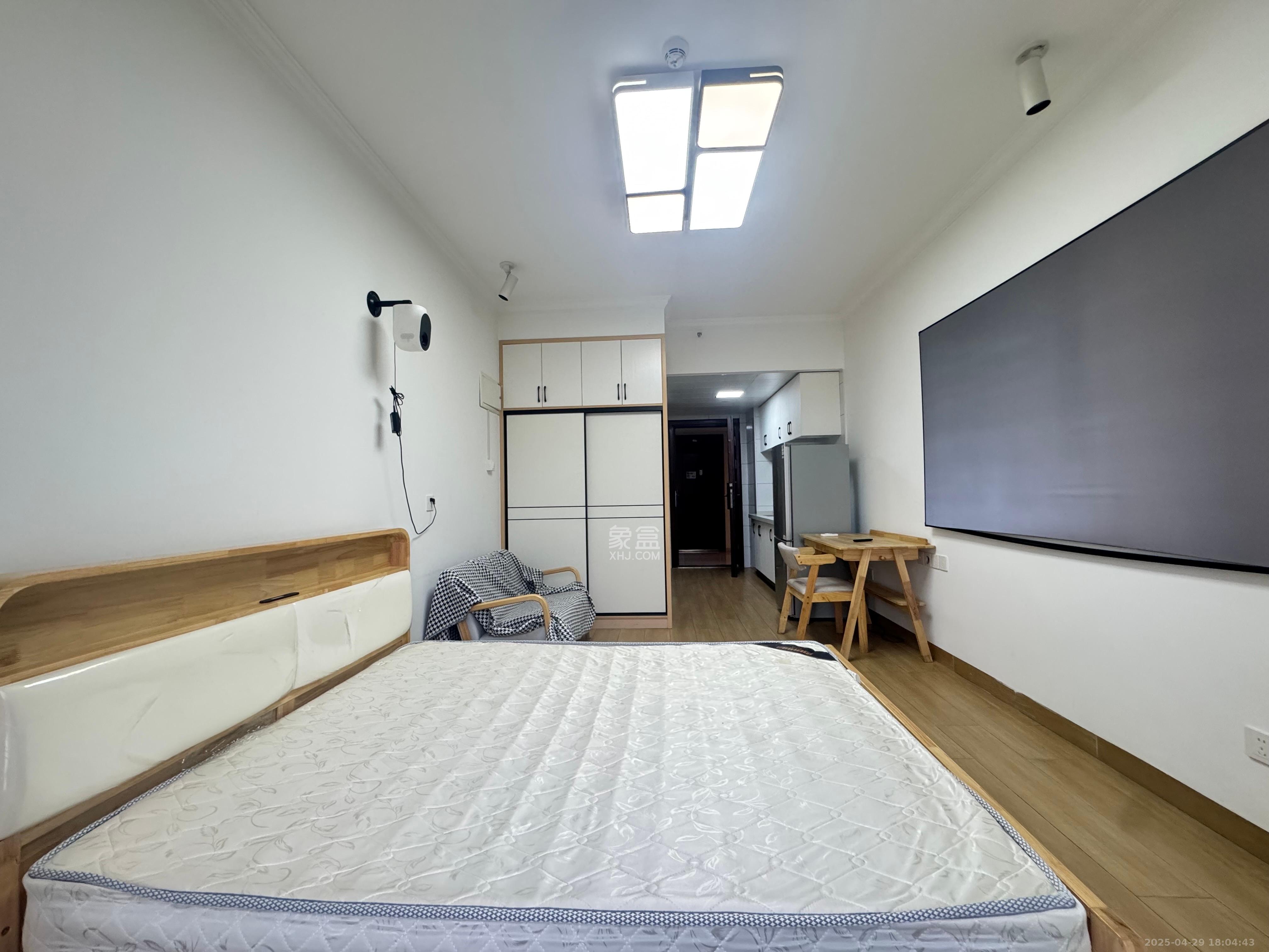 碧桂园城市之光  1室0厅0卫   1700.00元/月室内图