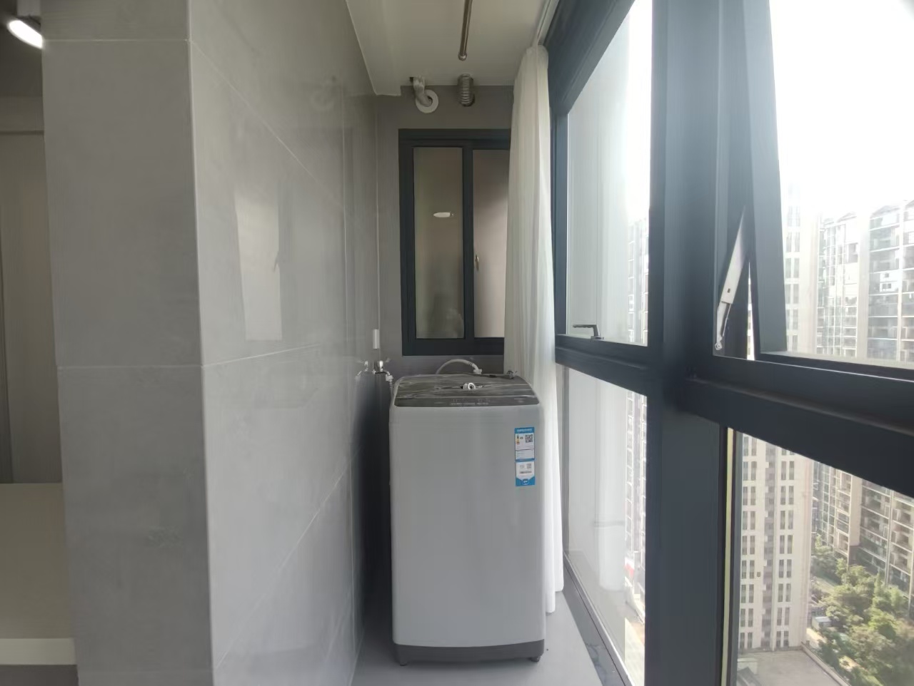宝基广场  1室1厅1卫   1500.00元/月室内图