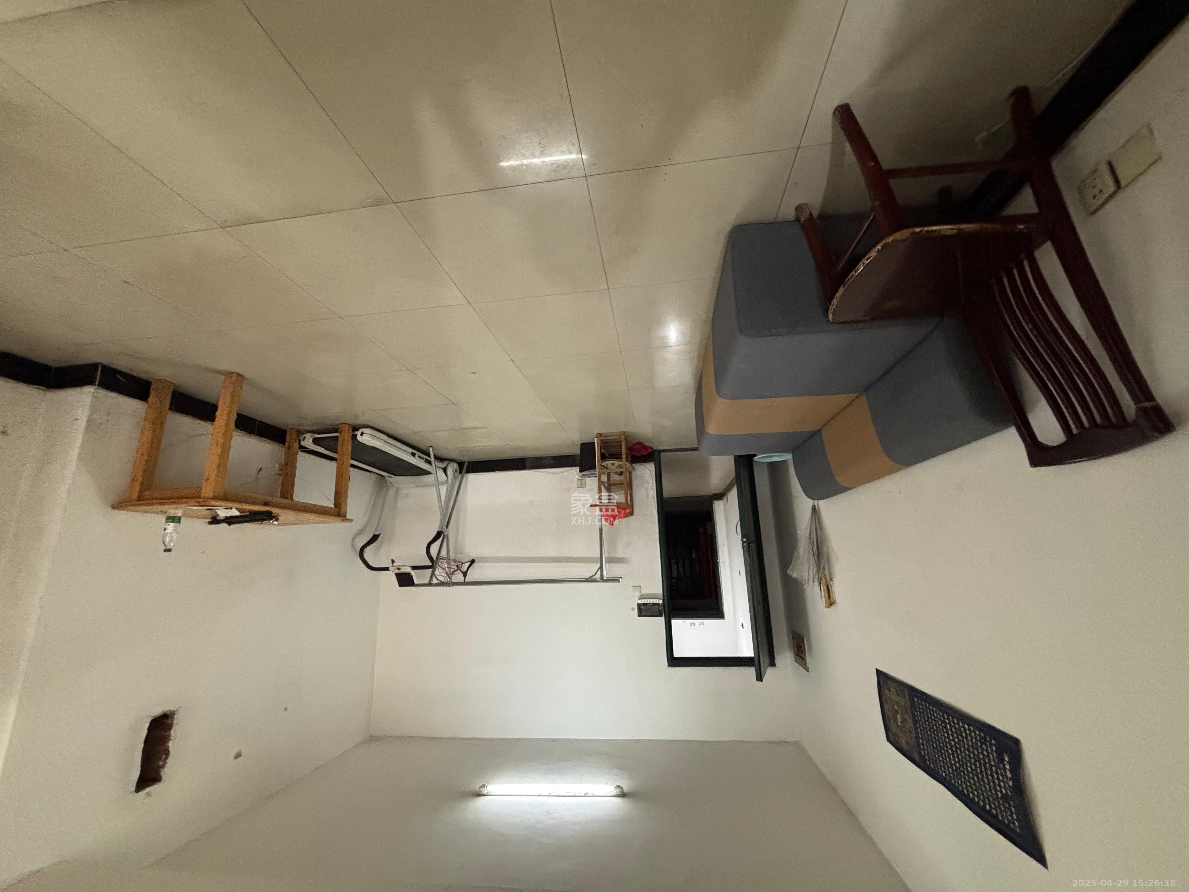 森宇佳园 1室1厅1卫 1300.0元/月 森宇佳园 1室1厅1卫 1300.0元/月室内图