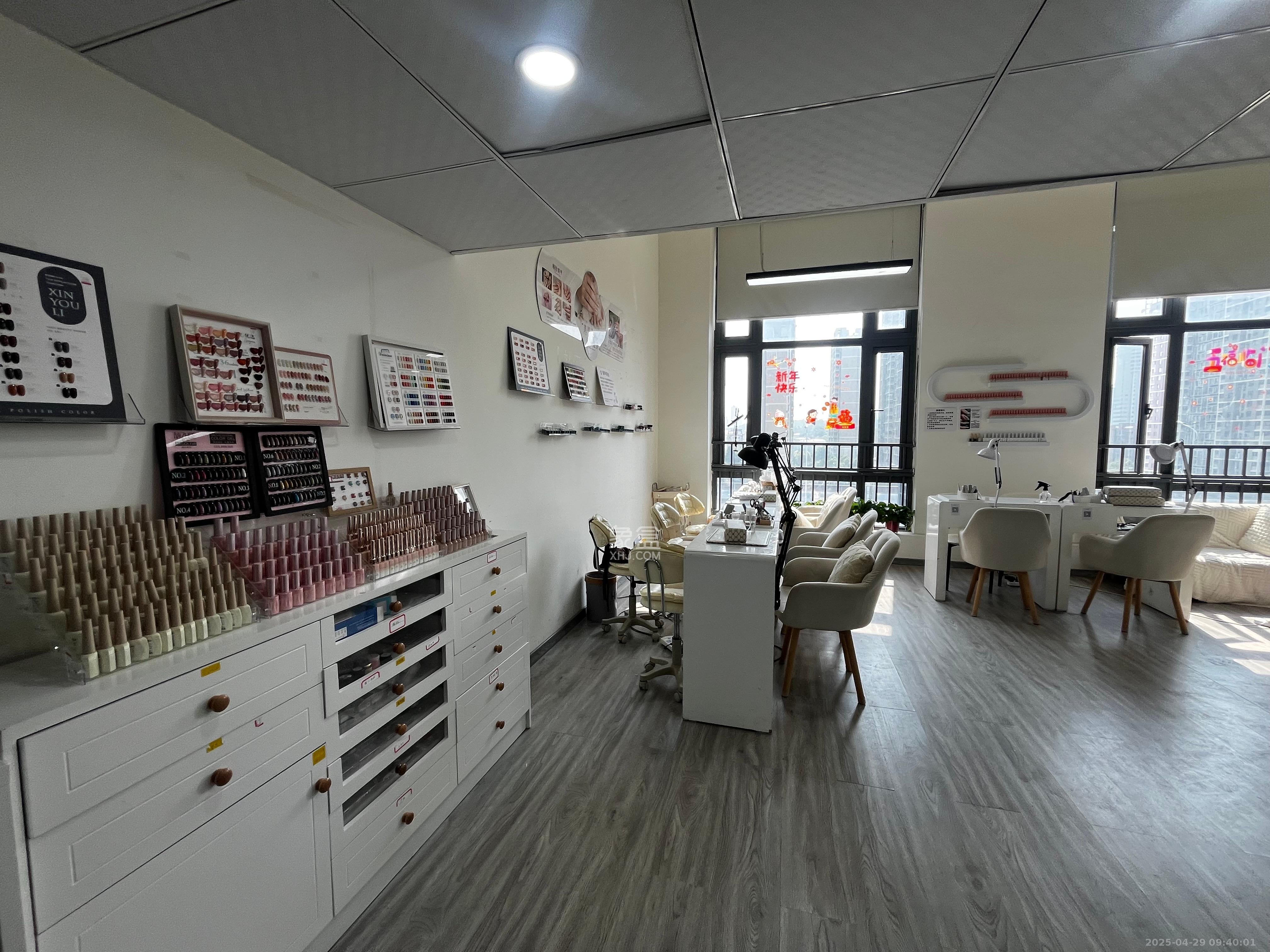 藏珑湖上公馆 1室1厅1卫 4500.0元/月 藏珑湖上公馆 1室1厅1卫 4500.0元/月室内图