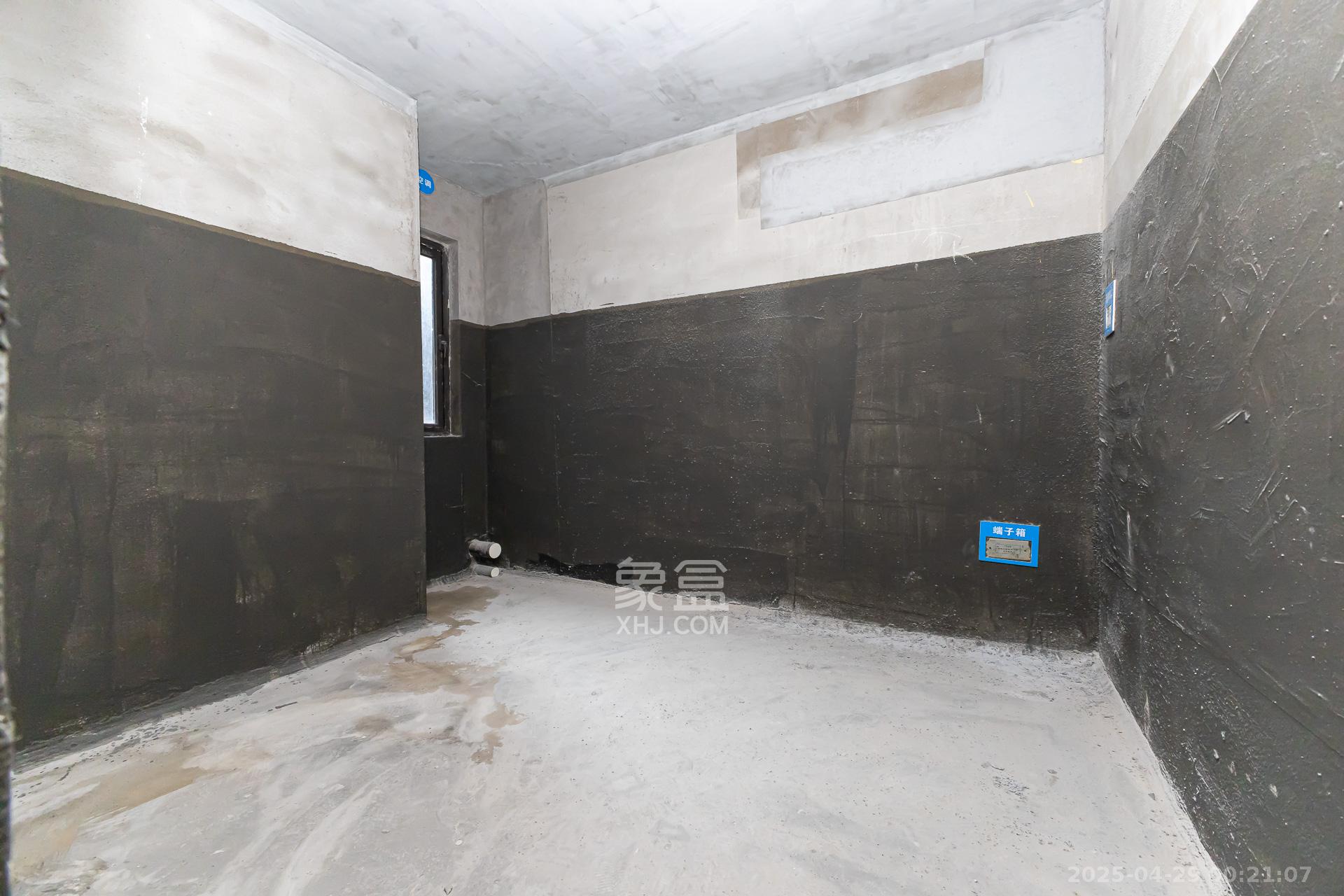 时代建发和著  5室2厅2卫   300.00万厨房