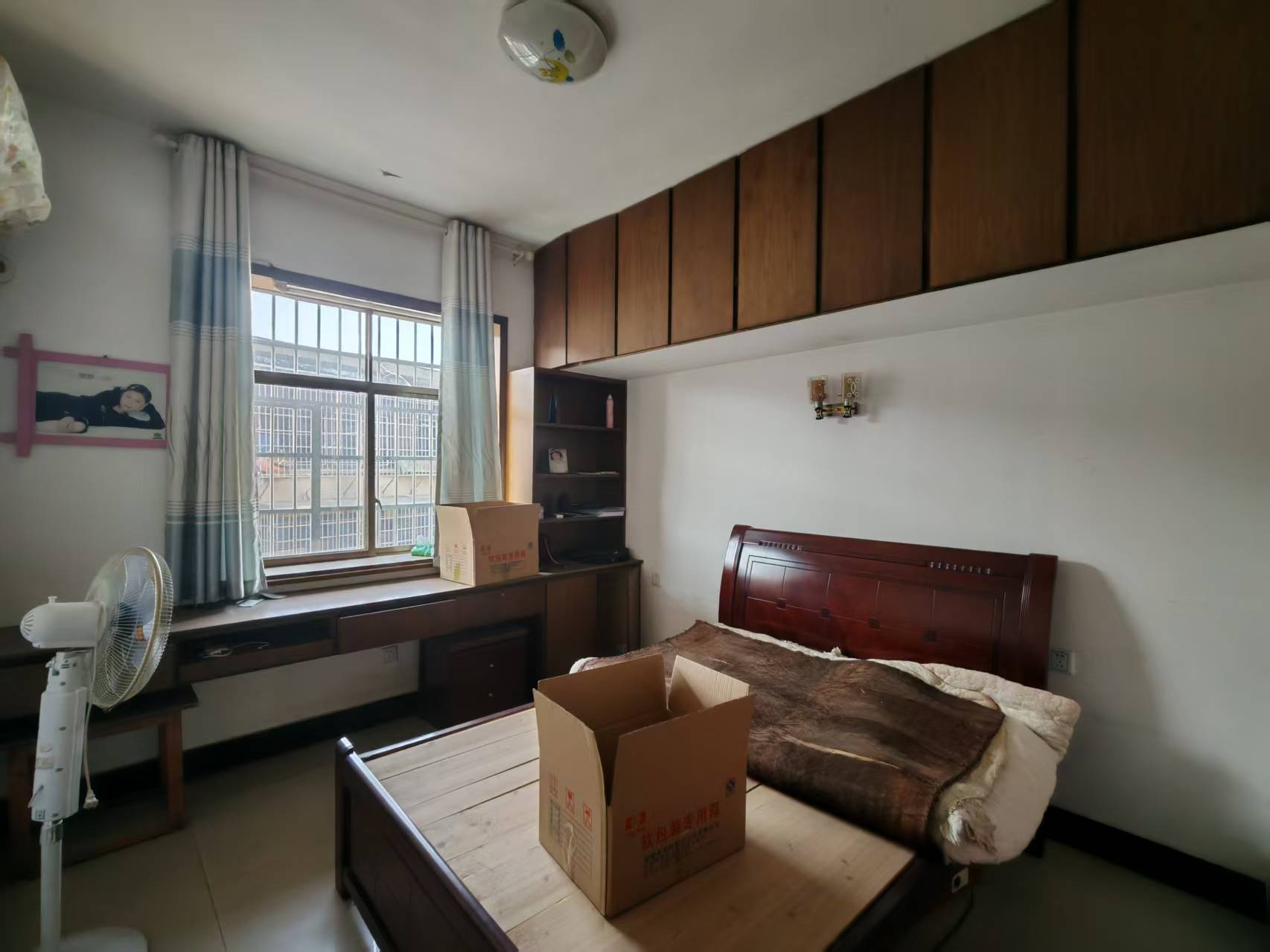 滨湖柴油机厂家属楼 4室2厅2卫 1200.0元/月 滨湖柴油机厂家属楼 4室2厅2卫 1200.0元/月室内图