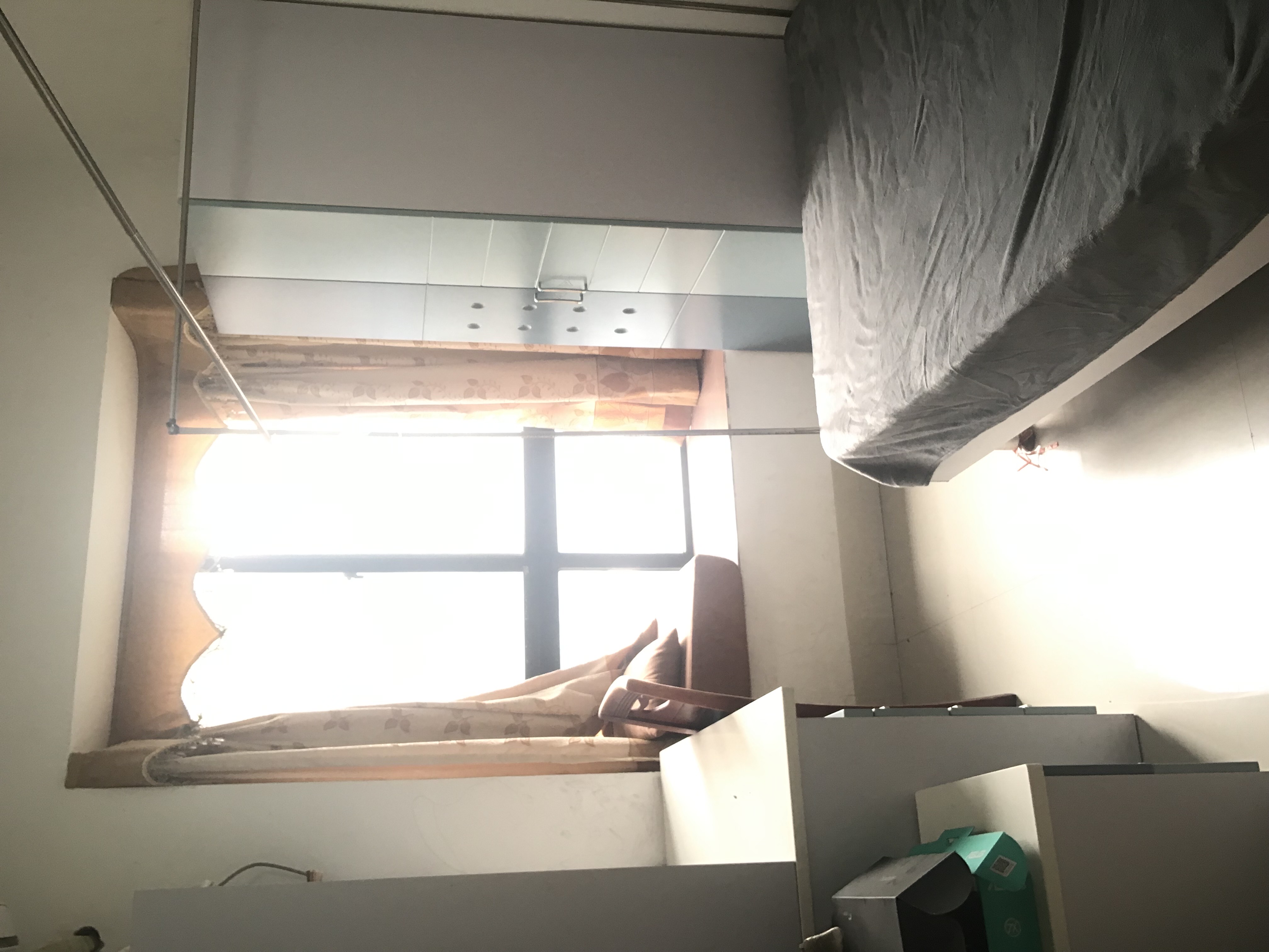 滨河华庭  3室2厅1卫   2300.00元/月室内图