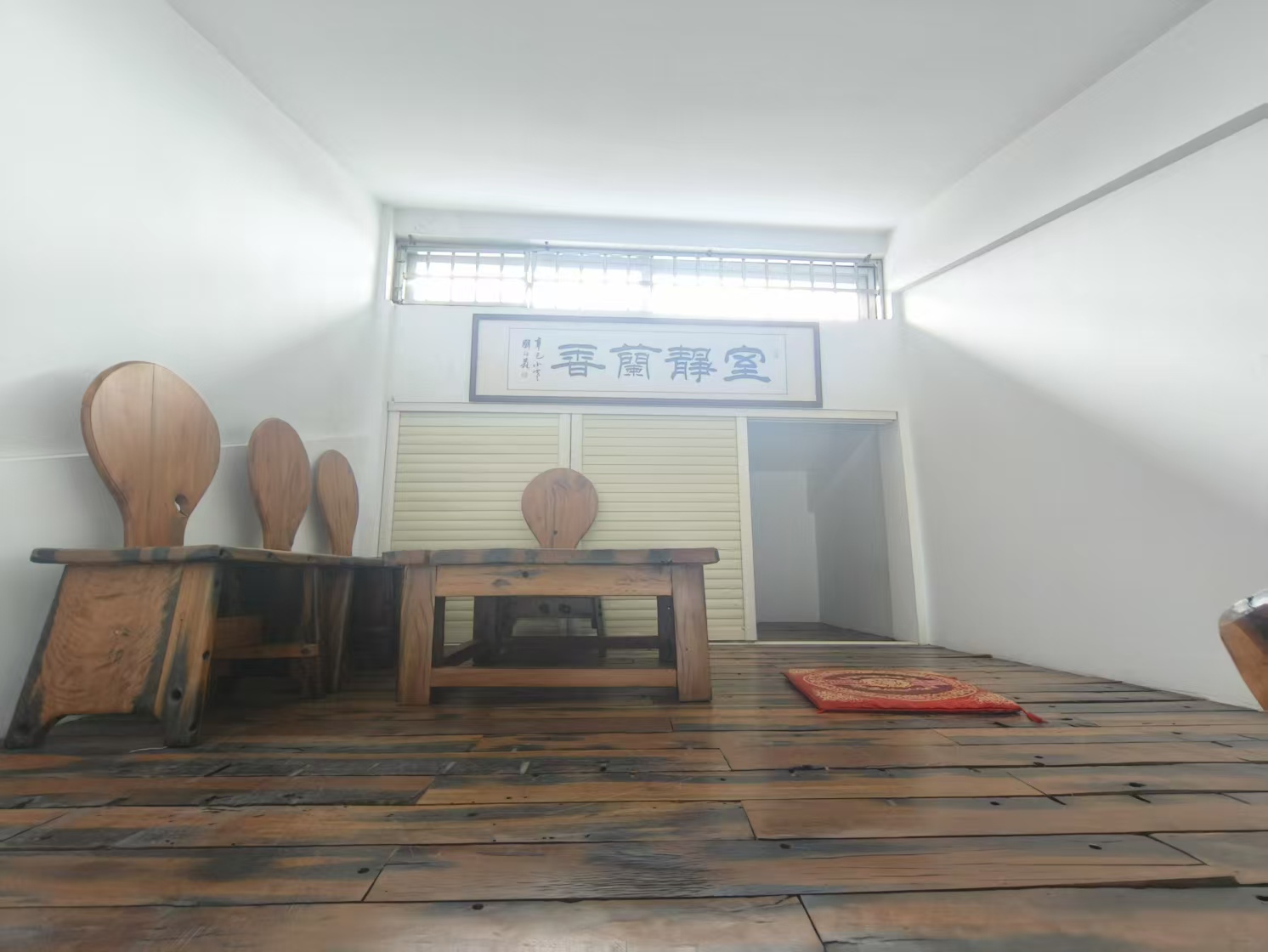 龙园别墅 1室2厅1卫 10500.0元/月 龙园别墅 1室2厅1卫 10500.0元/月室内图