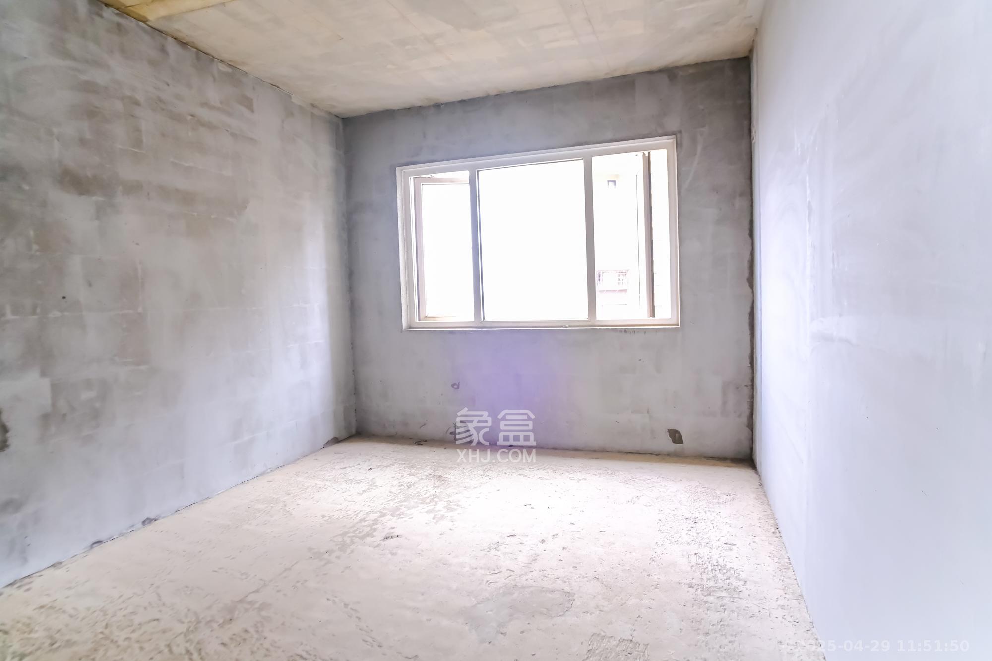 保利香槟国际 4室2厅1卫 91.0万 保利香槟国际 4室2厅1卫 91.0万卧室