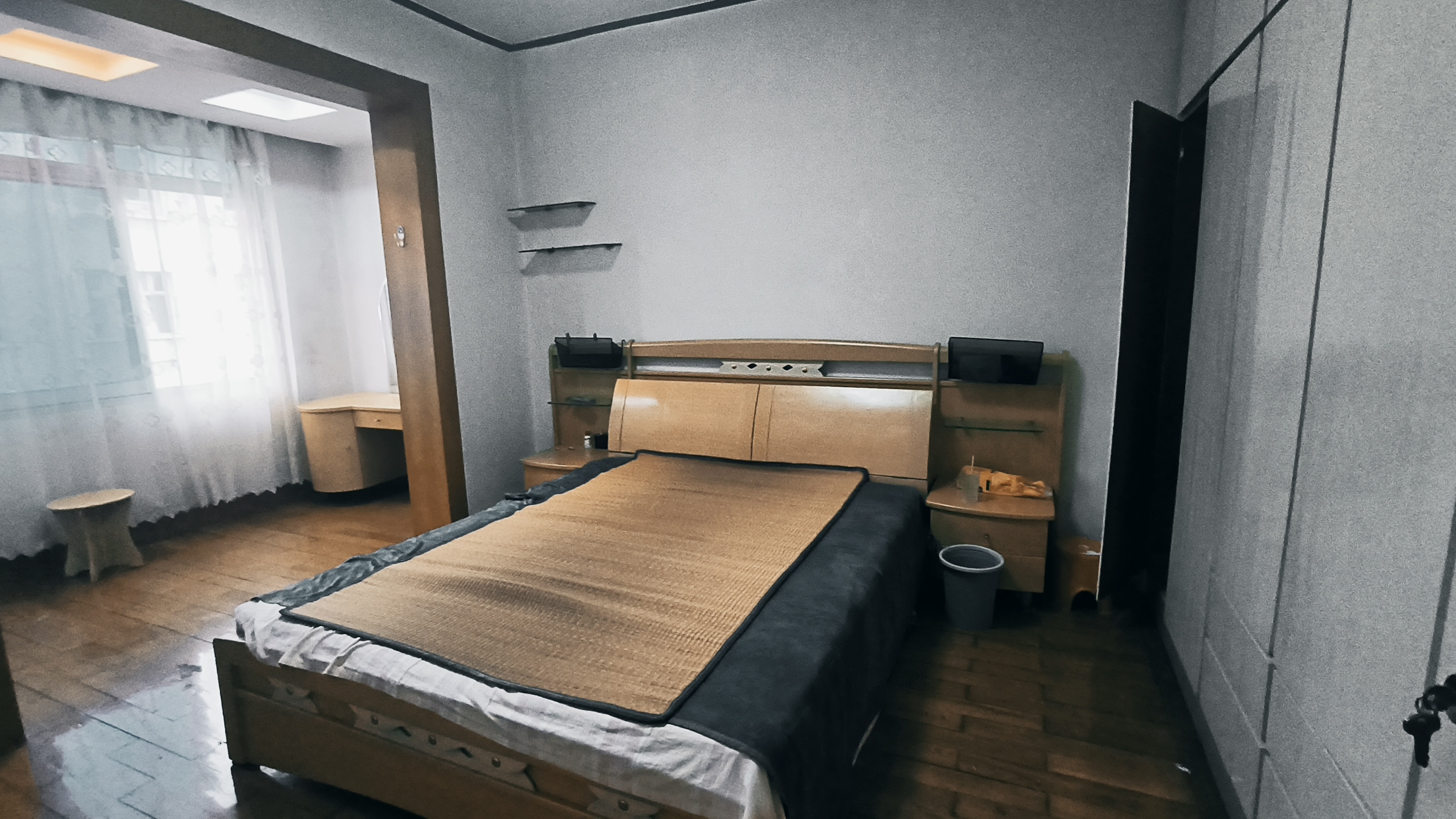 南华大学南校北门家属区 3室2厅1卫 1200.0元/月 南华大学南校北门家属区 3室2厅1卫 1200.0元/月室内图