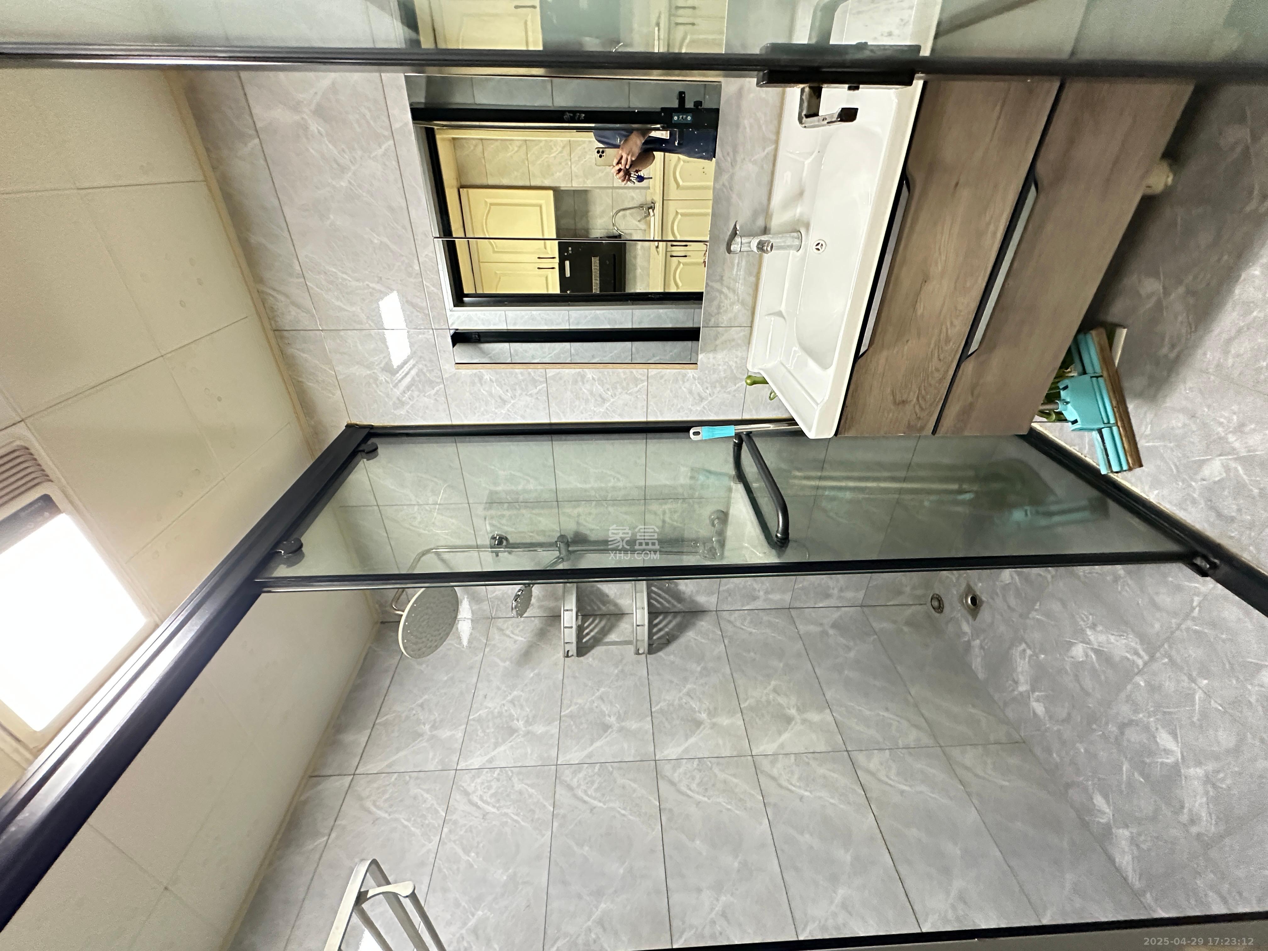 龙湖湘江星座(祺鑫星座公寓) 1室0厅0卫 1600.0元/月 龙湖湘江星座(祺鑫星座公寓) 1室0厅0卫 1600.0元/月室内图