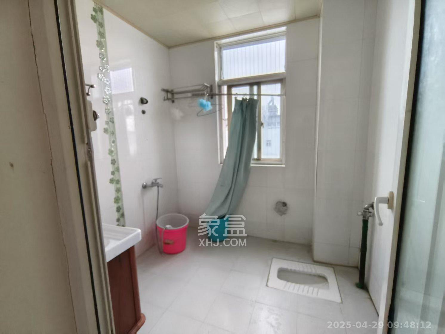 柠檬丽都 4室2厅2卫 2800.0元/月 柠檬丽都 4室2厅2卫 2800.0元/月室内图