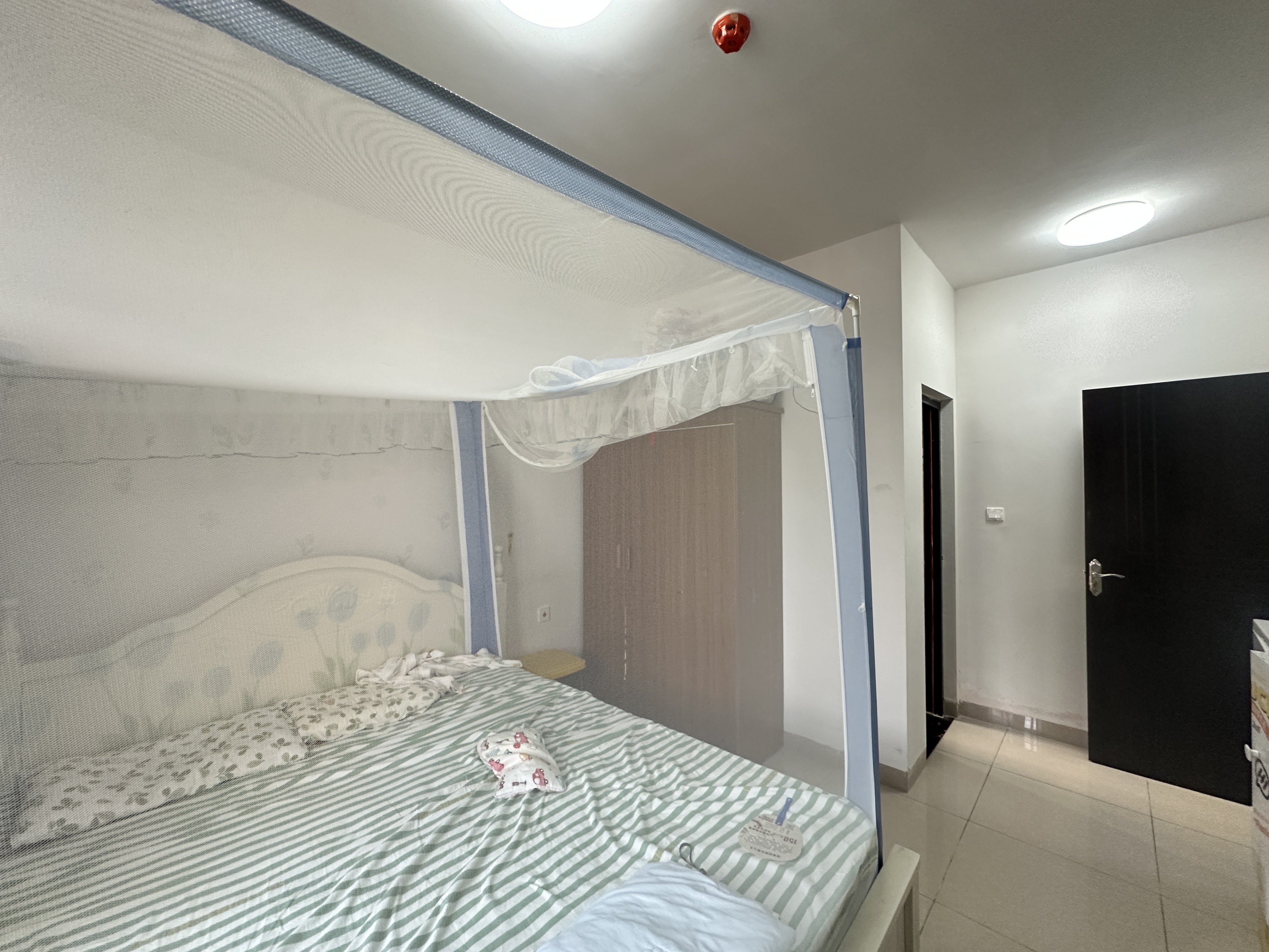 滨海新城一区B-08地块(玉河佳园) 3室2厅2卫 2800.0元/月 滨海新城一区B-08地块(玉河佳园) 3室2厅2卫 2800.0元/月室内图