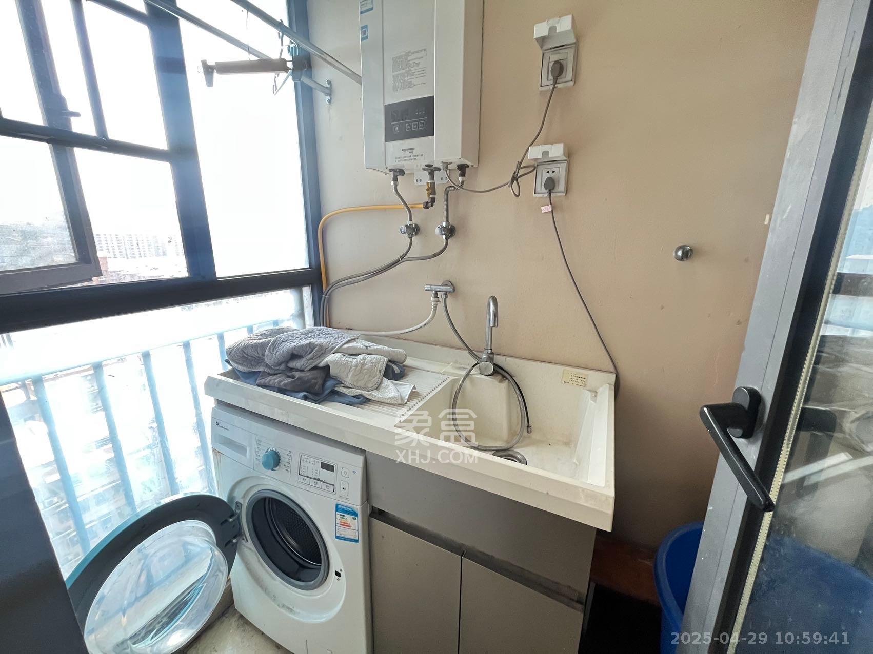 佳兆业时代广场  3室2厅2卫   2800.00元/月室内图