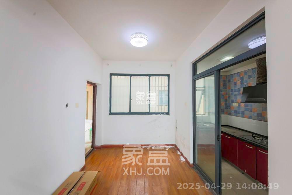 高升金典 3室2厅1卫 2500.0元/月 高升金典 3室2厅1卫 2500.0元/月室内图