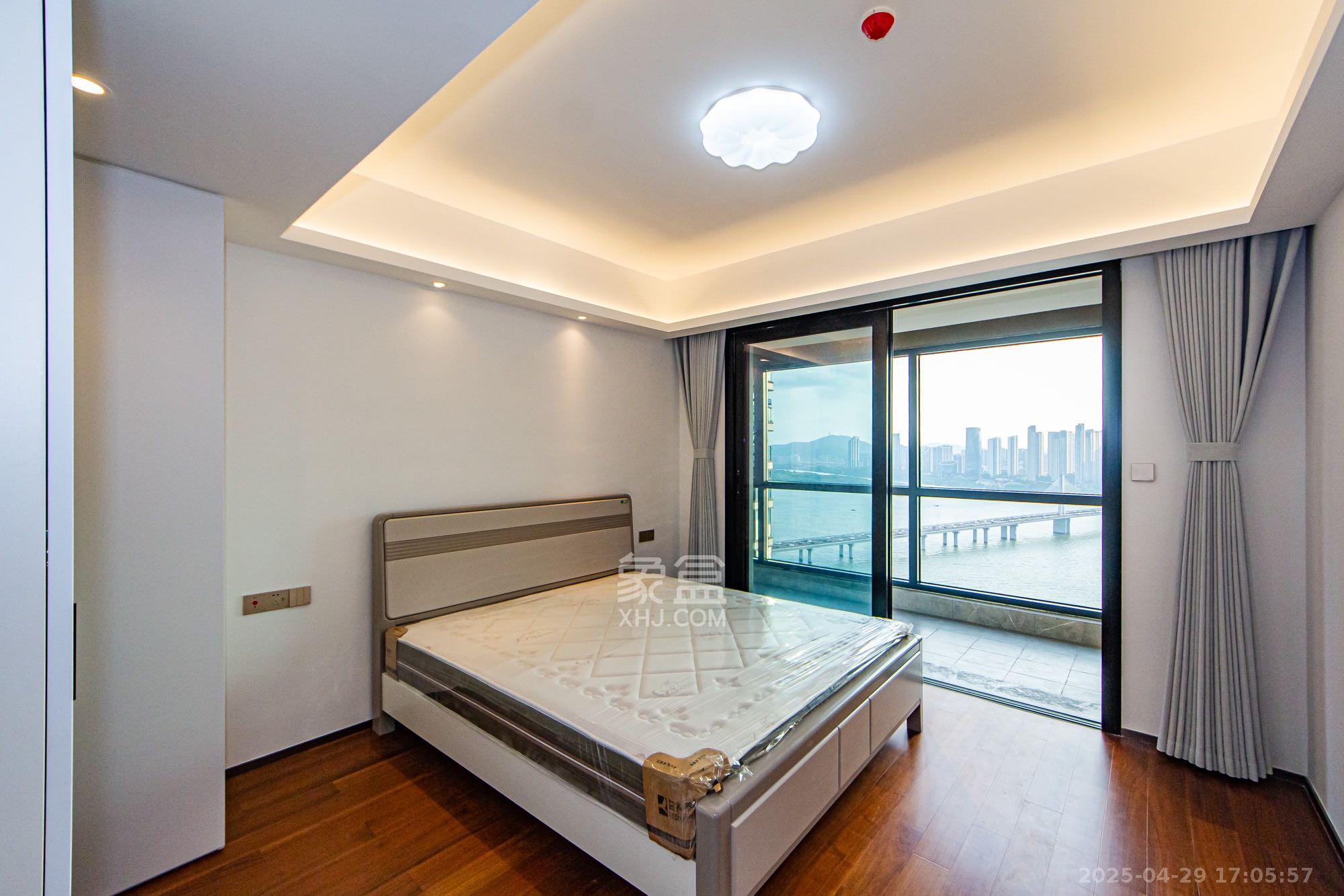 北辰瀚江府 4室2厅2卫 8000.0元/月 北辰瀚江府 4室2厅2卫 8000.0元/月室内图