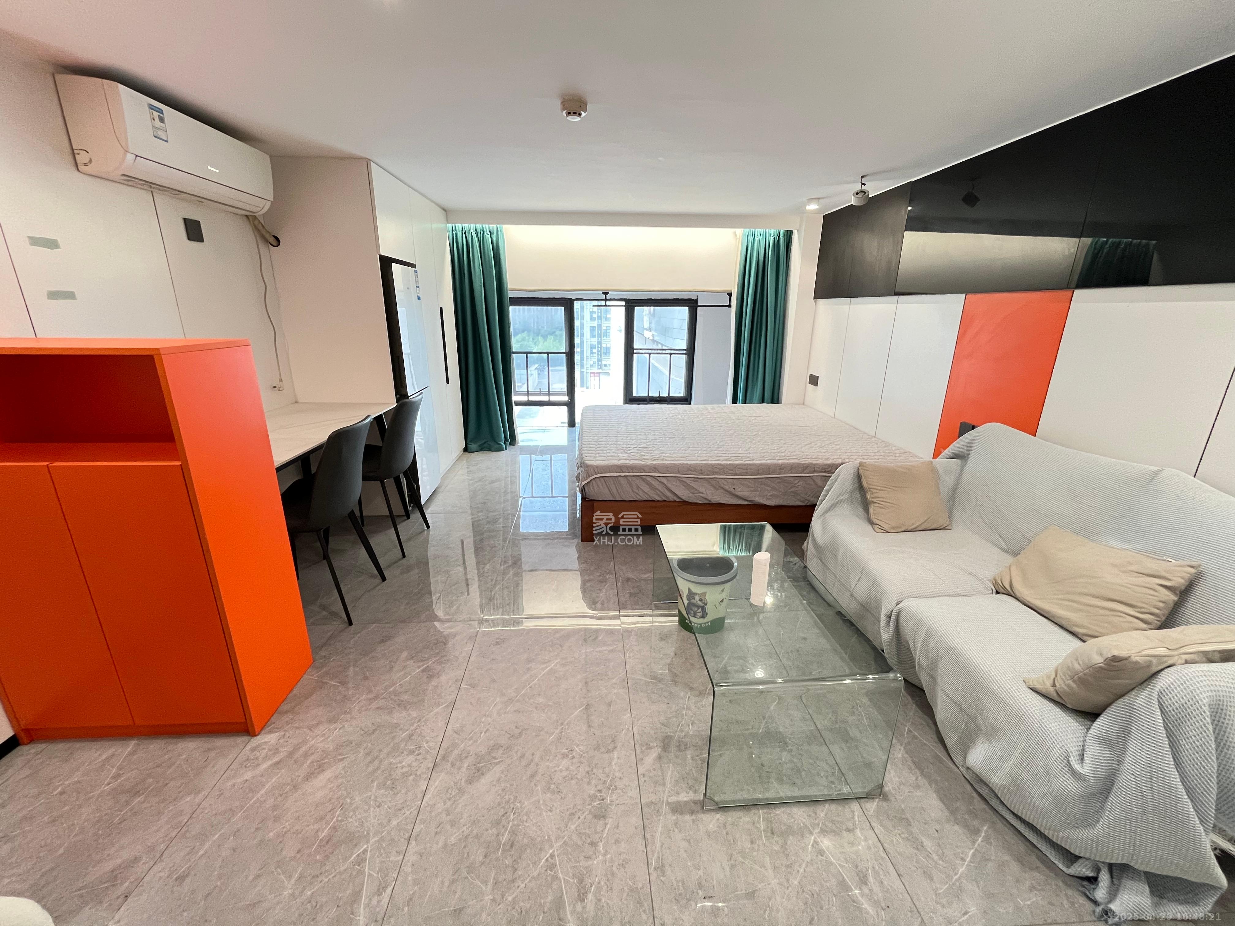 龙湖新壹城 1室1厅1卫 1600.0元/月 龙湖新壹城 1室1厅1卫 1600.0元/月室内图