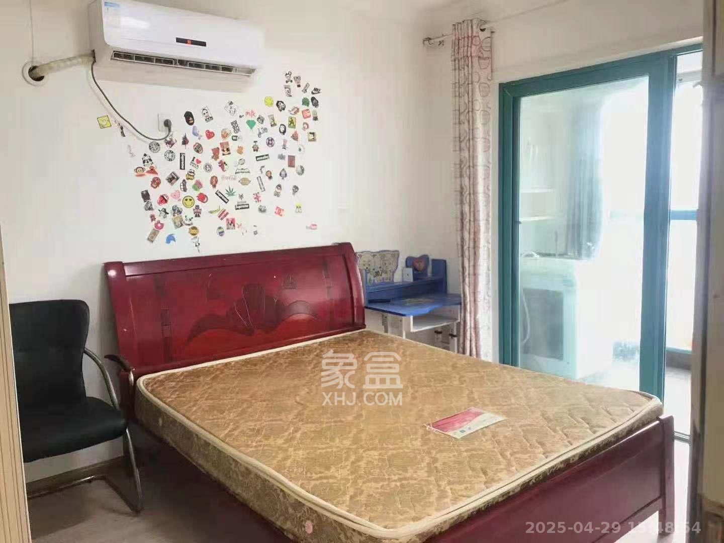 蝴蝶谷 3室2厅1卫 1500.0元/月 蝴蝶谷 3室2厅1卫 1500.0元/月室内图