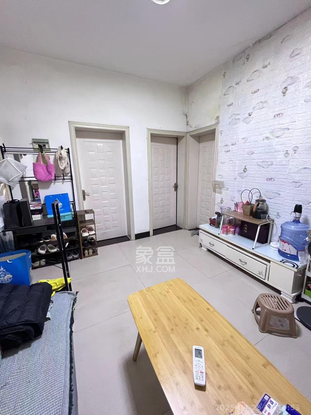 狮子山二片  2室1厅1卫   1800.00元/月