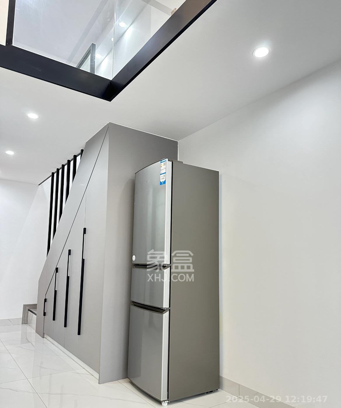 金茂建发泊悦  2室1厅1卫    1900.0元/月室内图