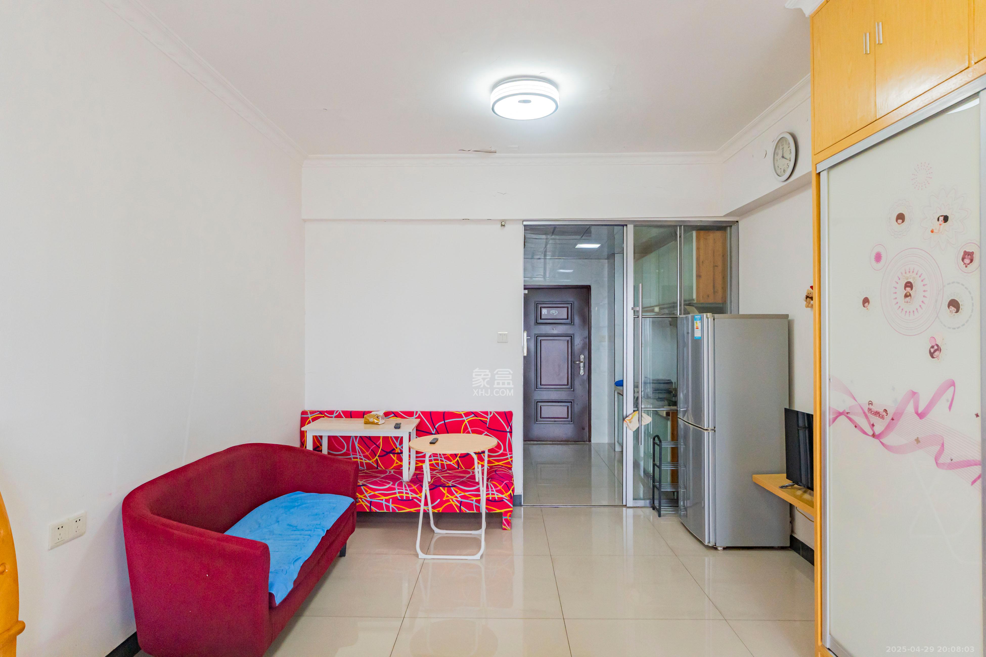 东宸19公馆  1室1厅1卫    39.8万 东宸19公馆  1室1厅1卫    39.8万卧室