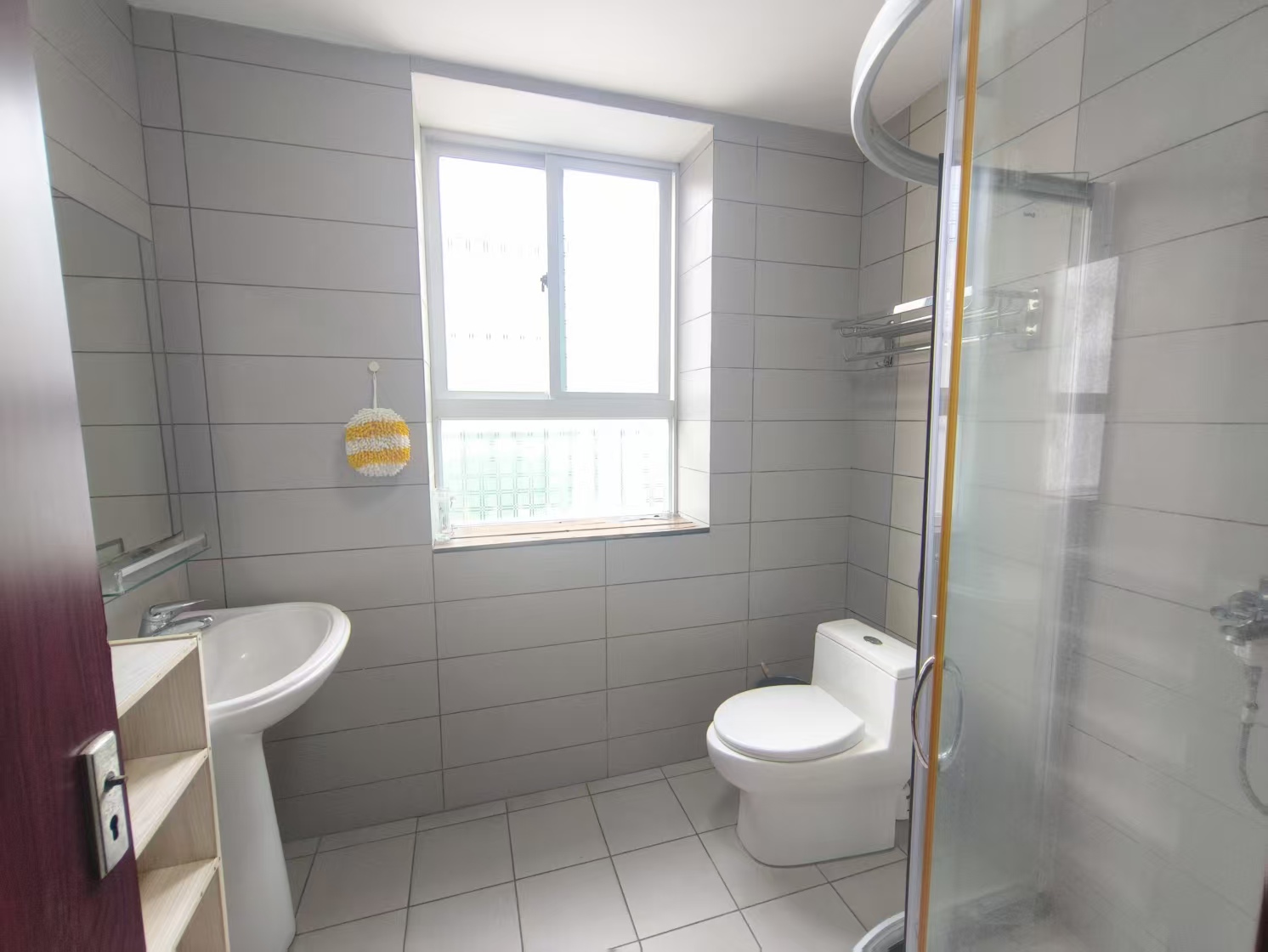 龙园别墅 1室2厅1卫 10500.0元/月 龙园别墅 1室2厅1卫 10500.0元/月户型图