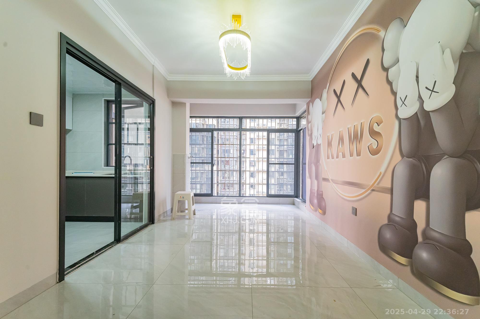 中建悦和城 4室2厅2卫 130.0万 中建悦和城 4室2厅2卫 130.0万客厅