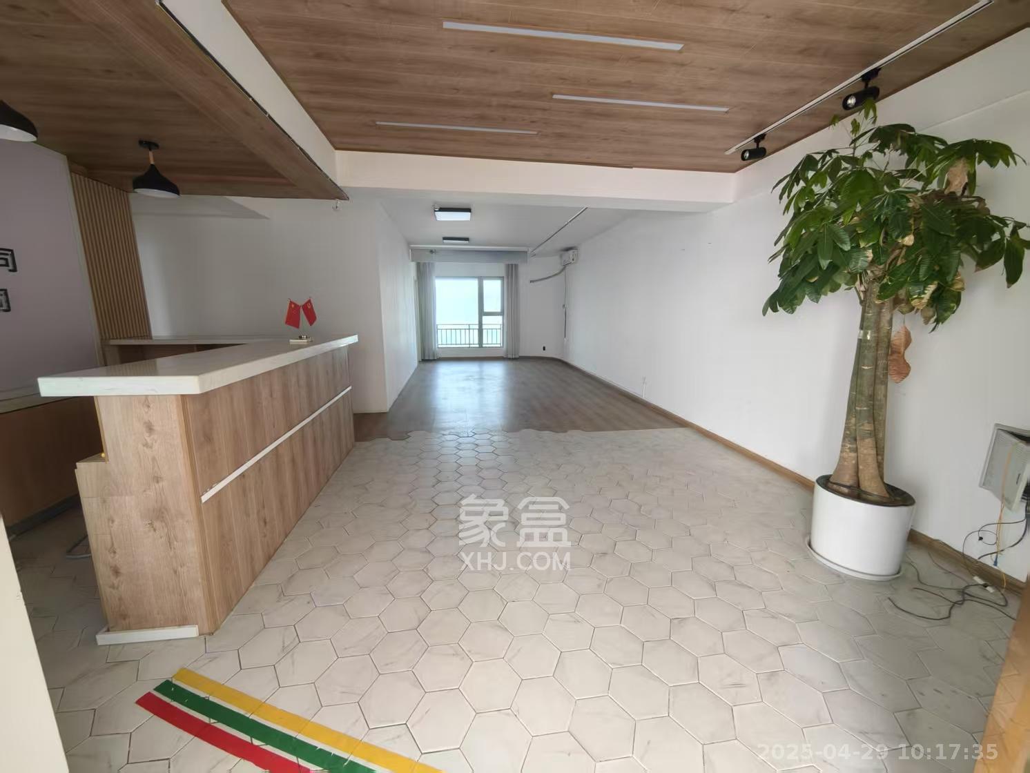 潮宗御苑 4室2厅2卫 7000.0元/月 潮宗御苑 4室2厅2卫 7000.0元/月室内图