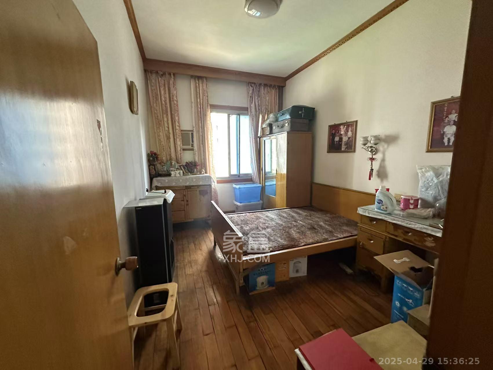 妹子山社区(曙光社区)  1室1厅1卫    1100.0元/月 妹子山社区(曙光社区)  1室1厅1卫    1100.0元/月室内图