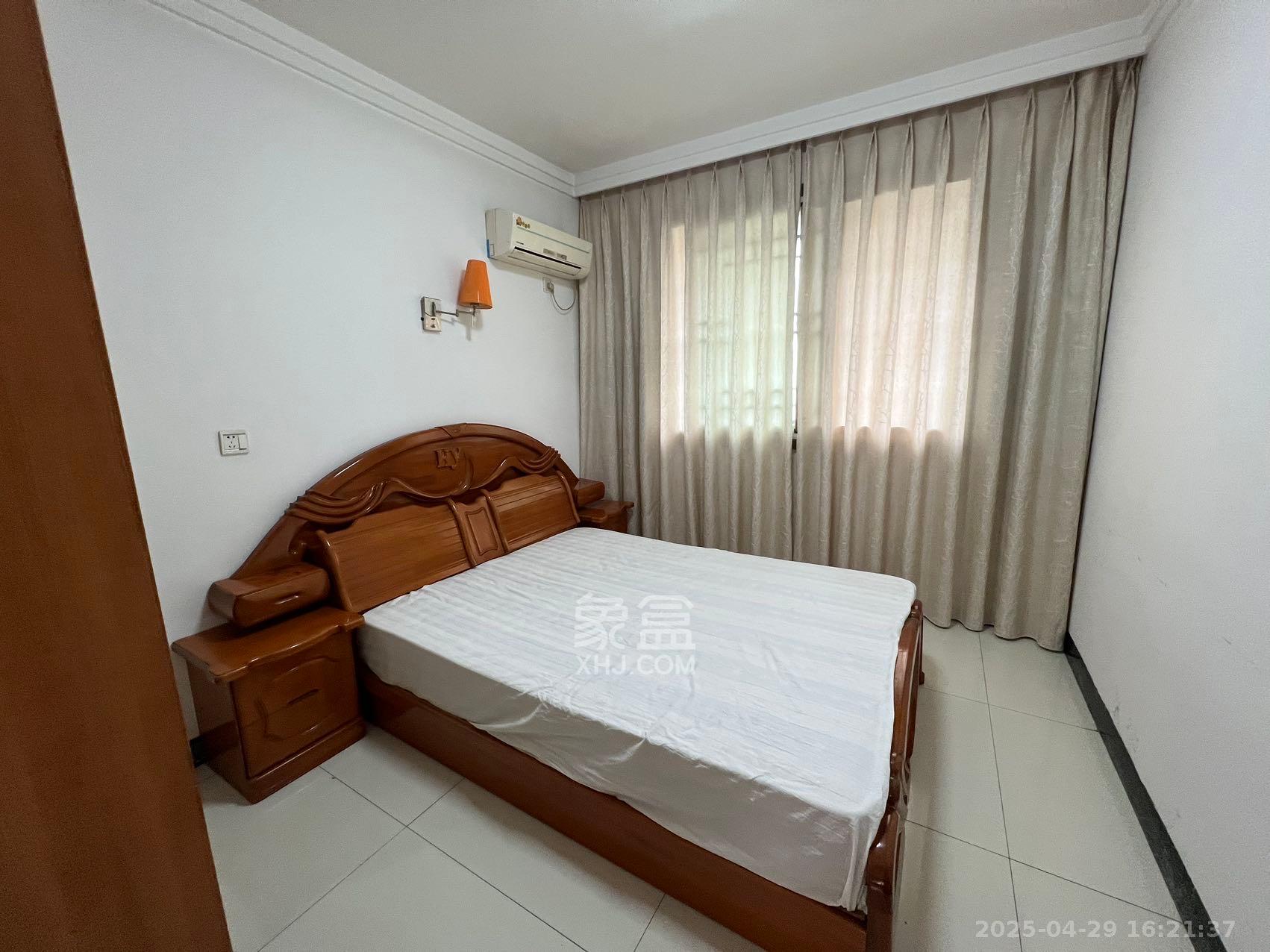 高桥火焰市场 3室2厅1卫 2300.0元/月 高桥火焰市场 3室2厅1卫 2300.0元/月室内图