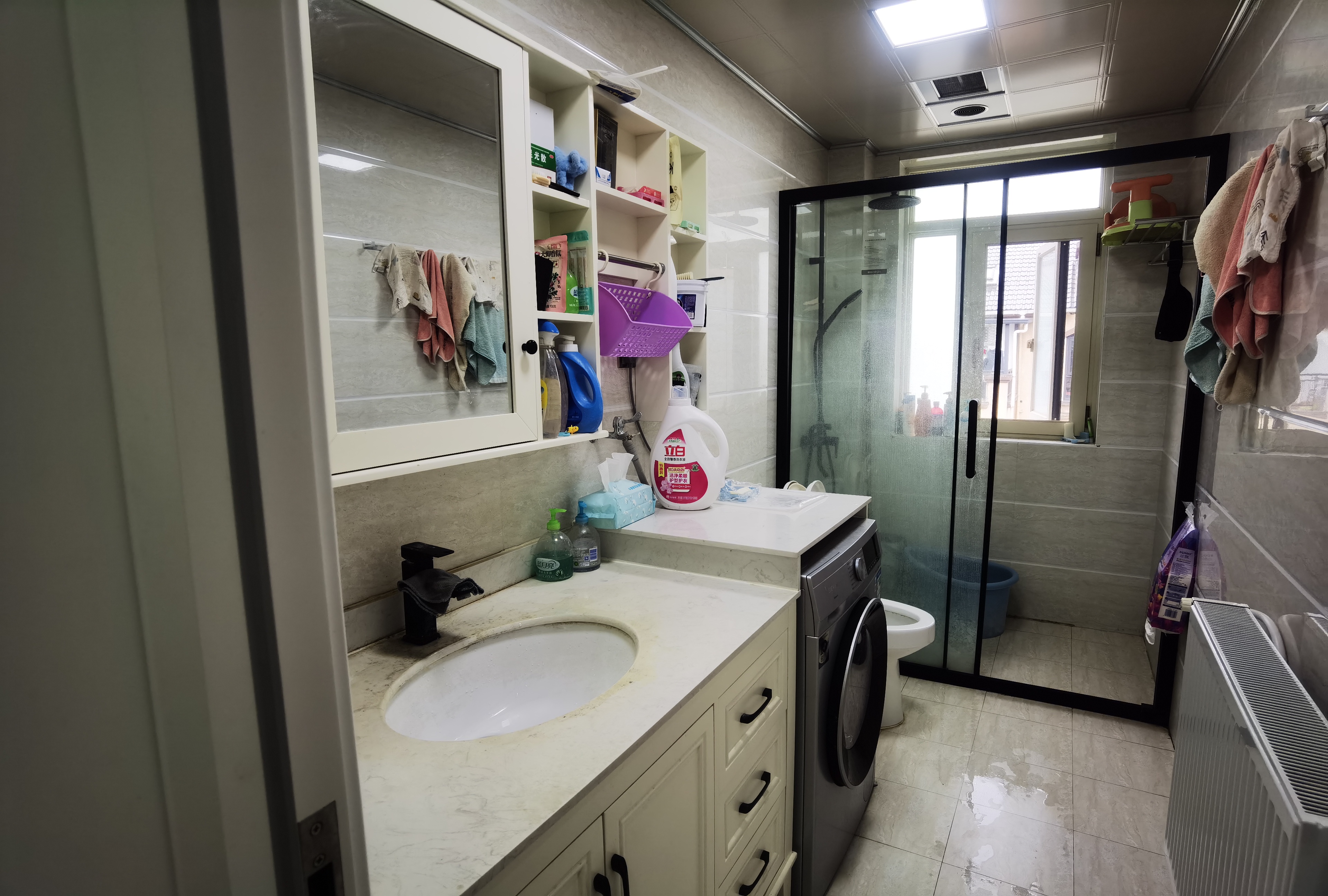 天门壹号 6室2厅3卫 108.0万 天门壹号 6室2厅3卫 108.0万客厅