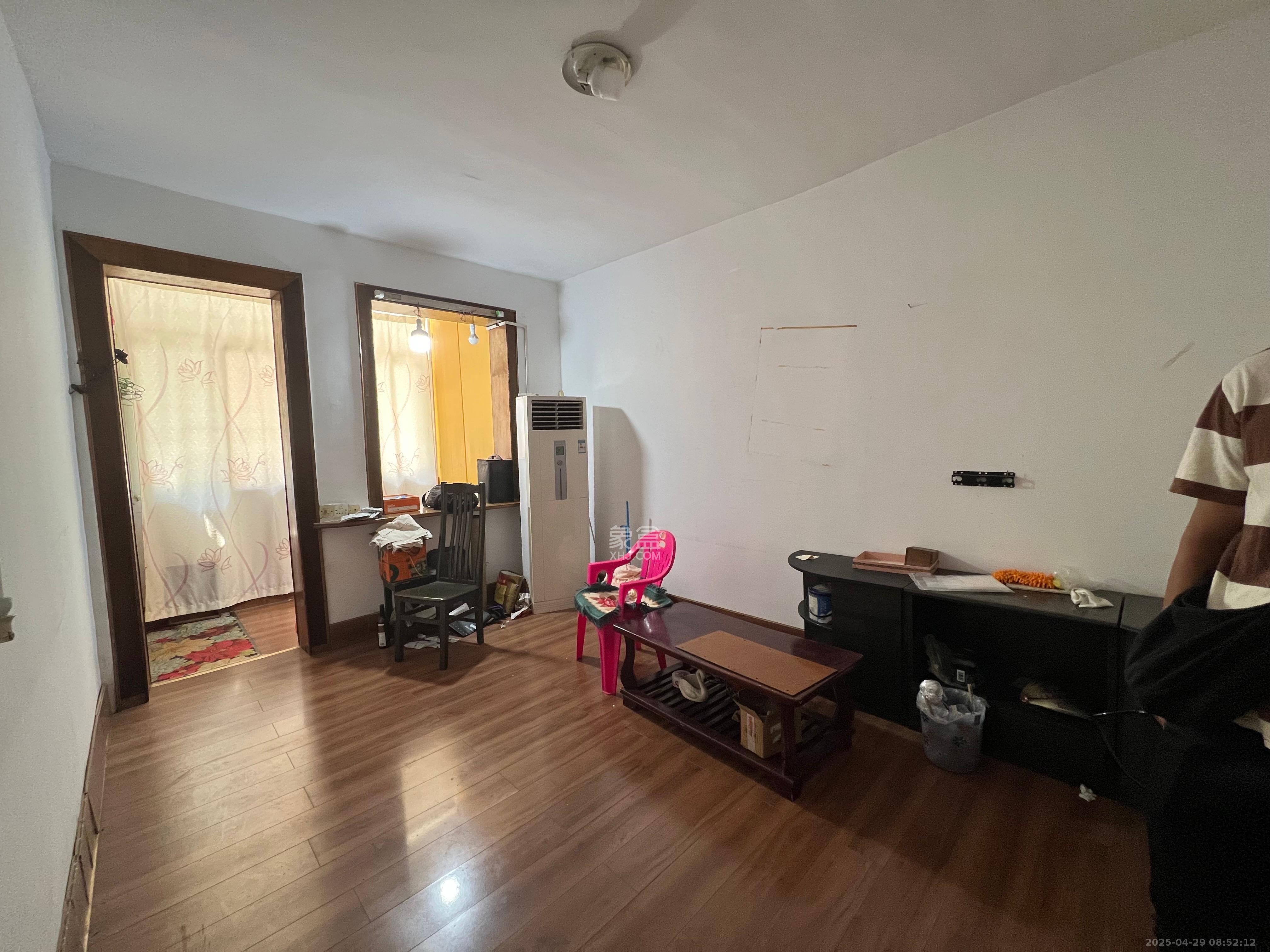 谢家冲  2室1厅2卫    1200.0元/月 谢家冲  2室1厅2卫    1200.0元/月室内图