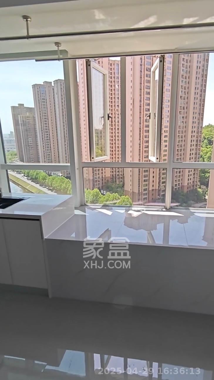 中建嘉和城  1室1厅1卫   1650.00元/月室内图