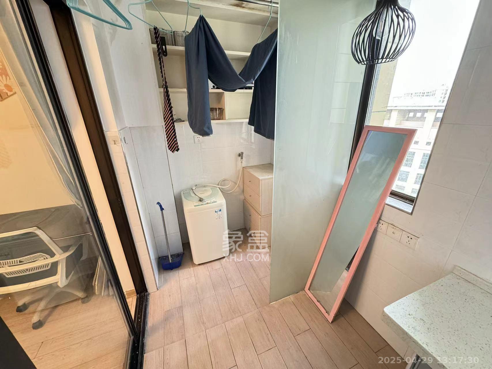 铂宫  1室1厅1卫   1750.00元/月室内图