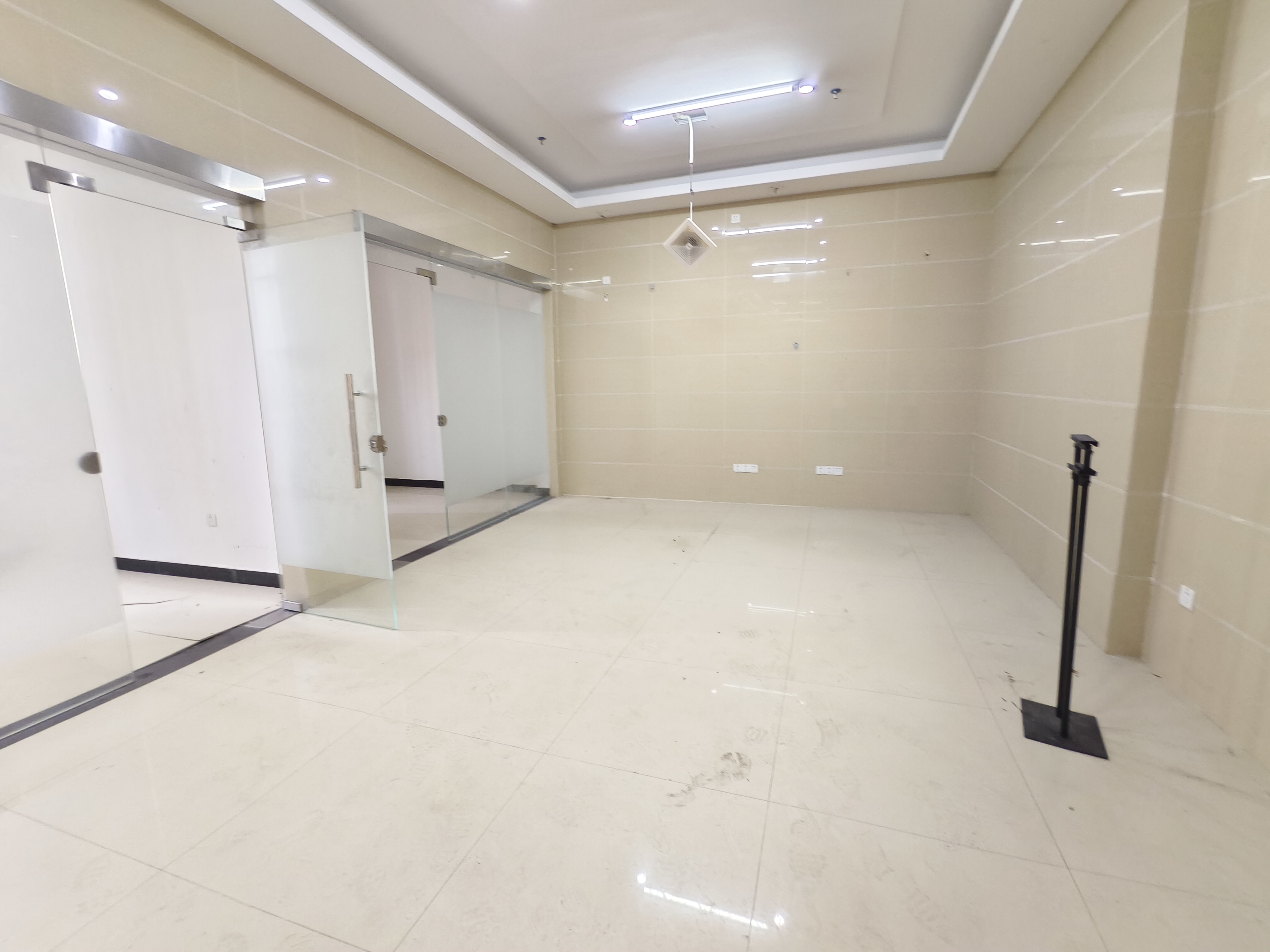 正业广场   467.67㎡     45000.00元/月室内图
