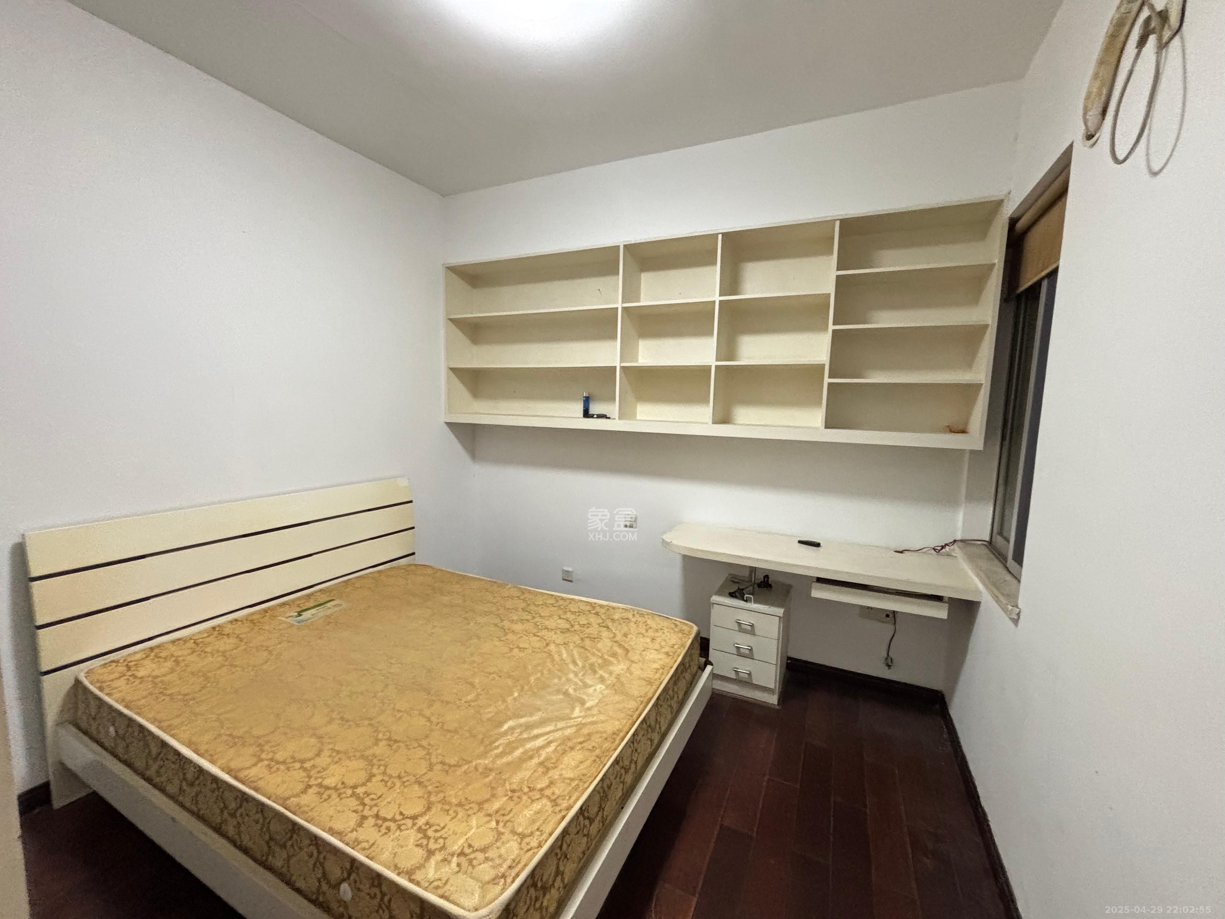 长重机械厂宿舍  2室2厅1卫   1800.00元/月室内图