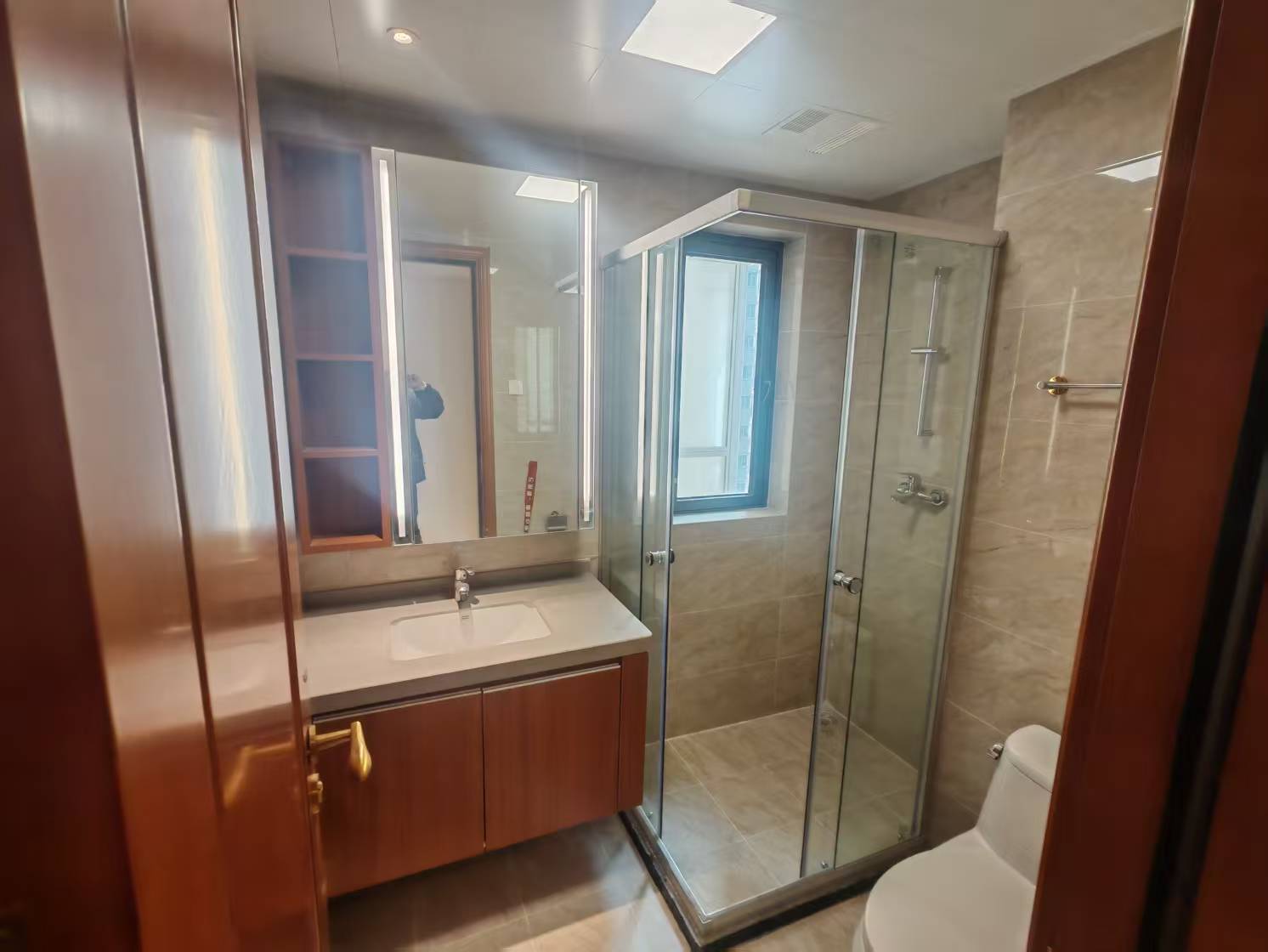 恒大华府 3室2厅2卫 69.8万 恒大华府 3室2厅2卫 69.8万室内图