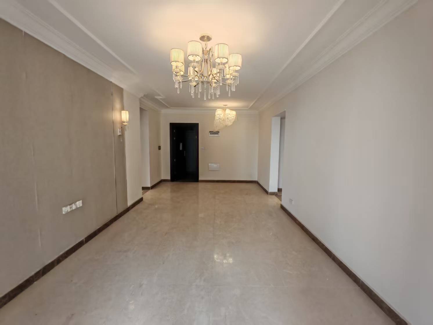 恒大华府 3室2厅2卫 69.8万 恒大华府 3室2厅2卫 69.8万室内图