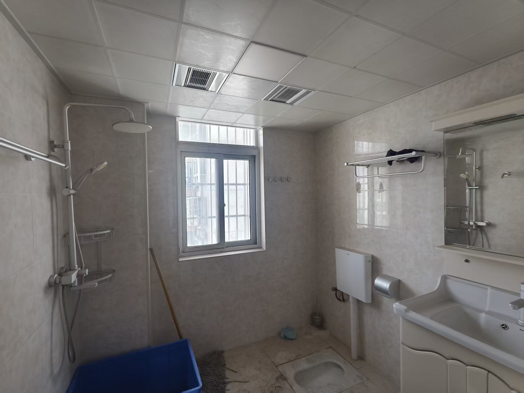 香草园二期春晓  4室2厅2卫    68.0万 香草园二期春晓  4室2厅2卫    68.0万室内图