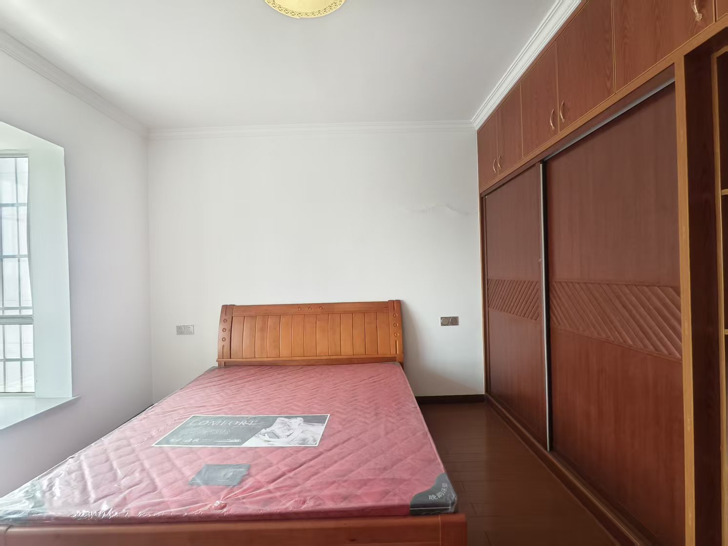 香草园二期春晓  4室2厅2卫    68.0万 香草园二期春晓  4室2厅2卫    68.0万室内图