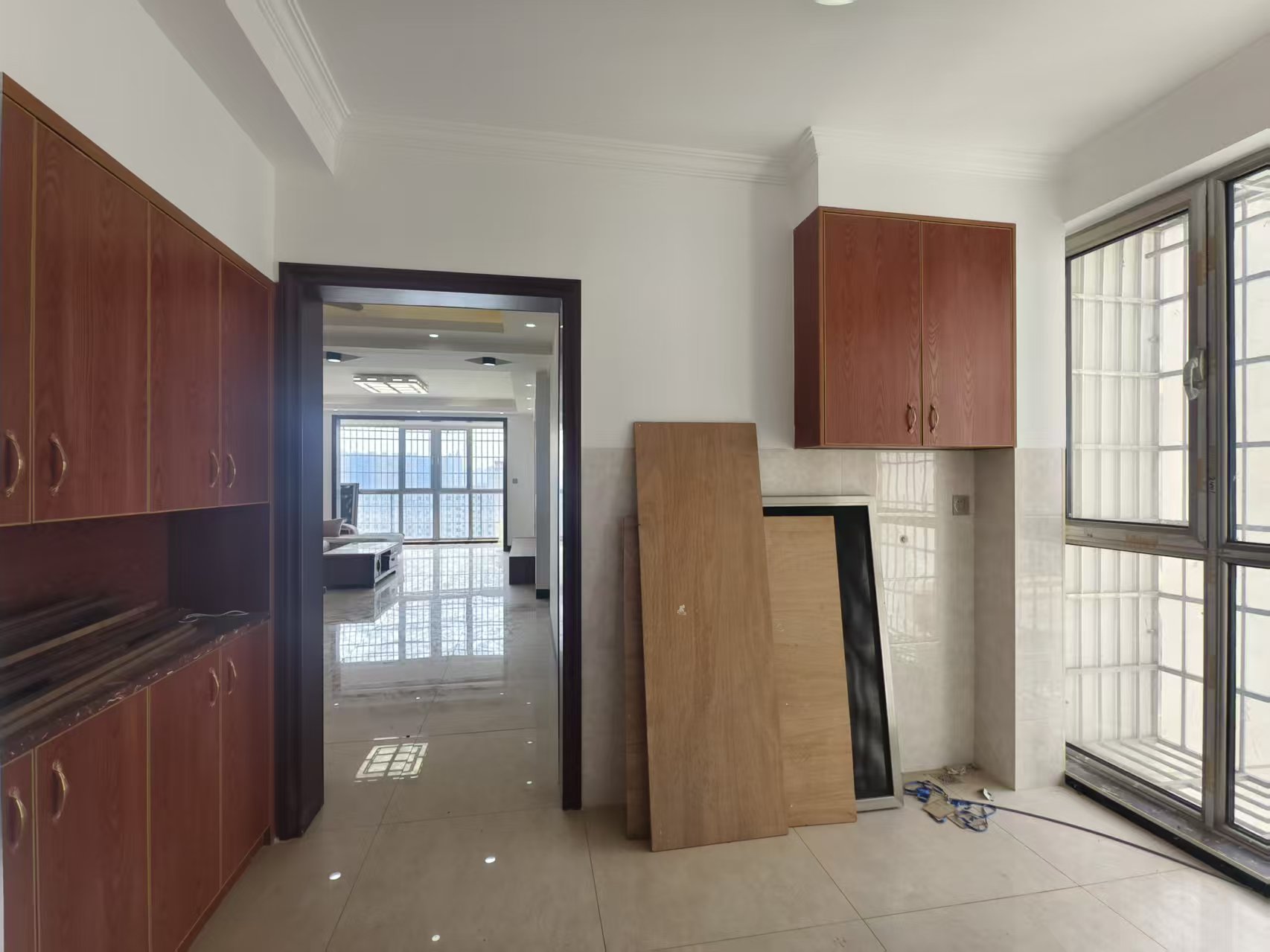 香草园二期春晓  4室2厅2卫    68.0万 香草园二期春晓  4室2厅2卫    68.0万室内图