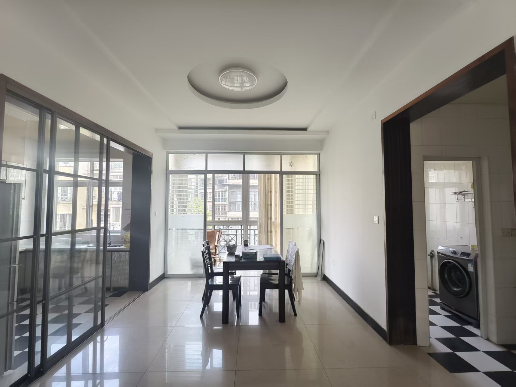 珠江丽园 4室2厅2卫 63.0万 珠江丽园 4室2厅2卫 63.0万室内图